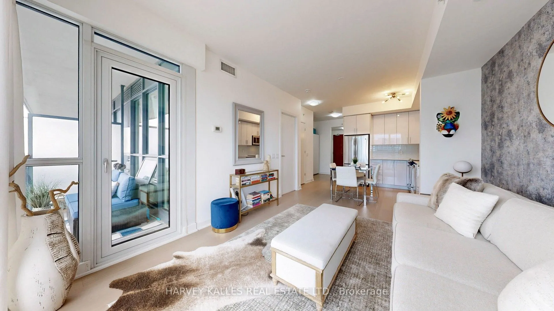 2200 Lake Shore Boulevard W, #4008