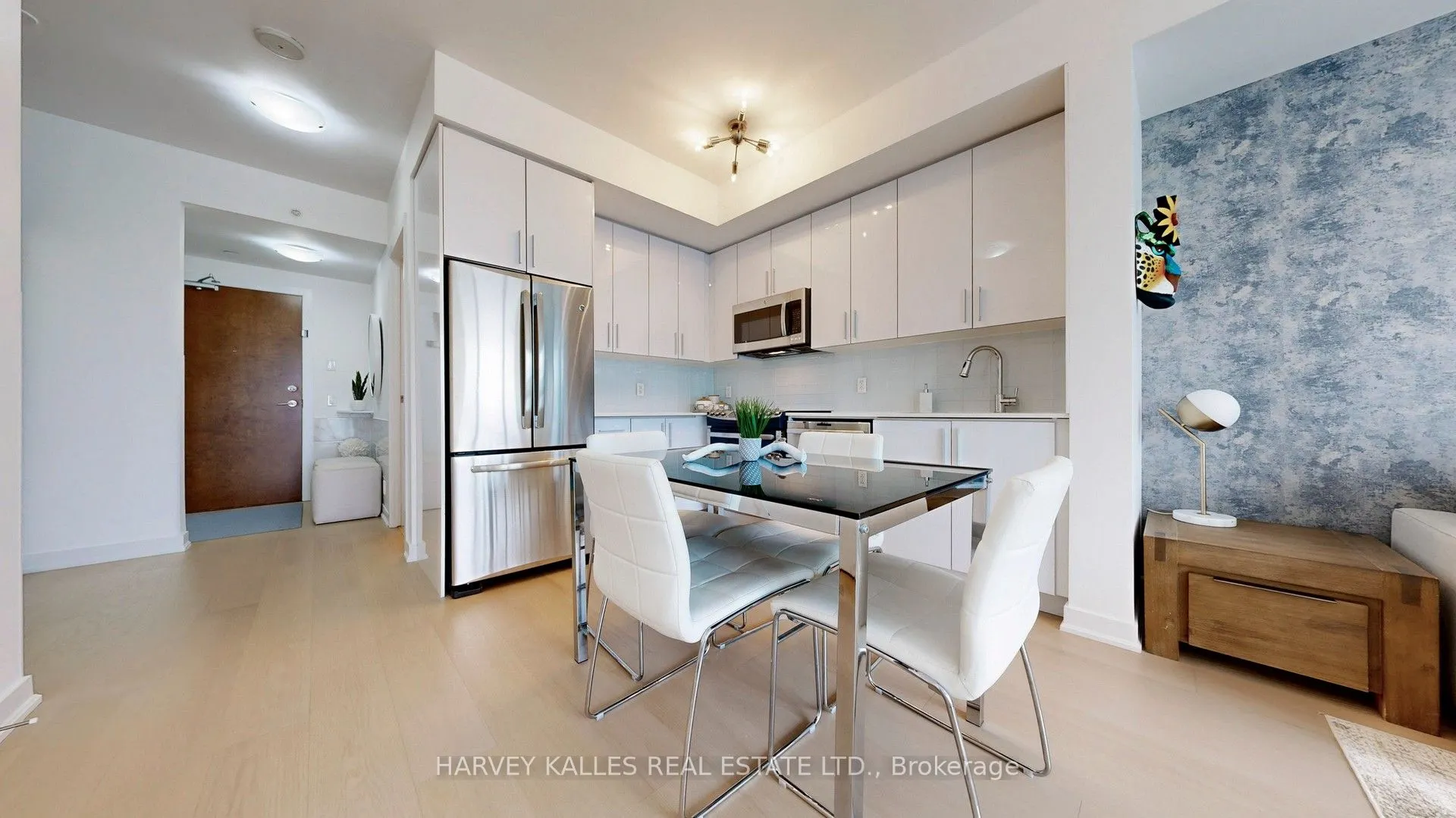 2200 Lake Shore Boulevard W, #4008