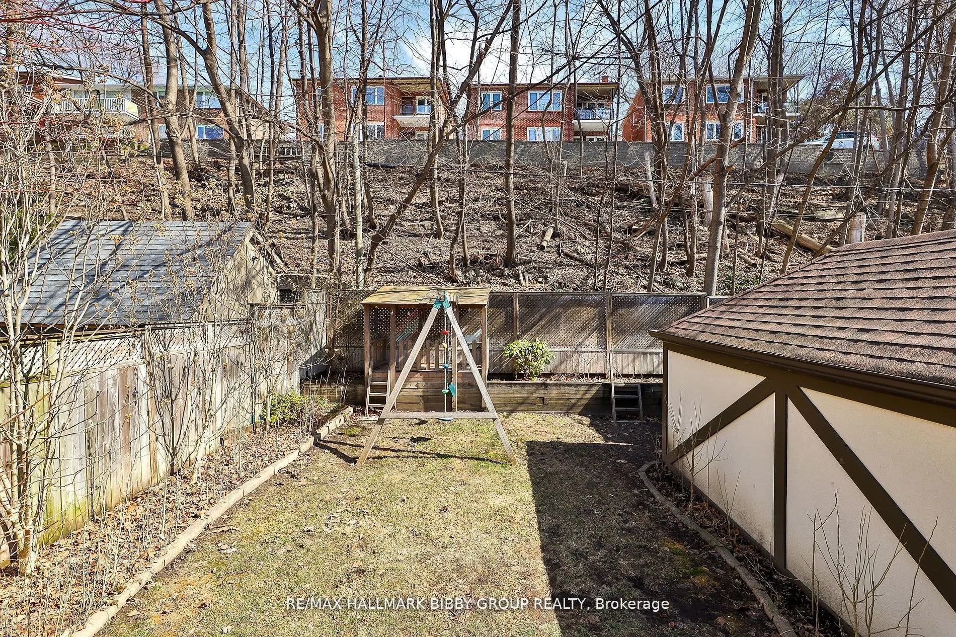 11 Humbercrest Boulevard