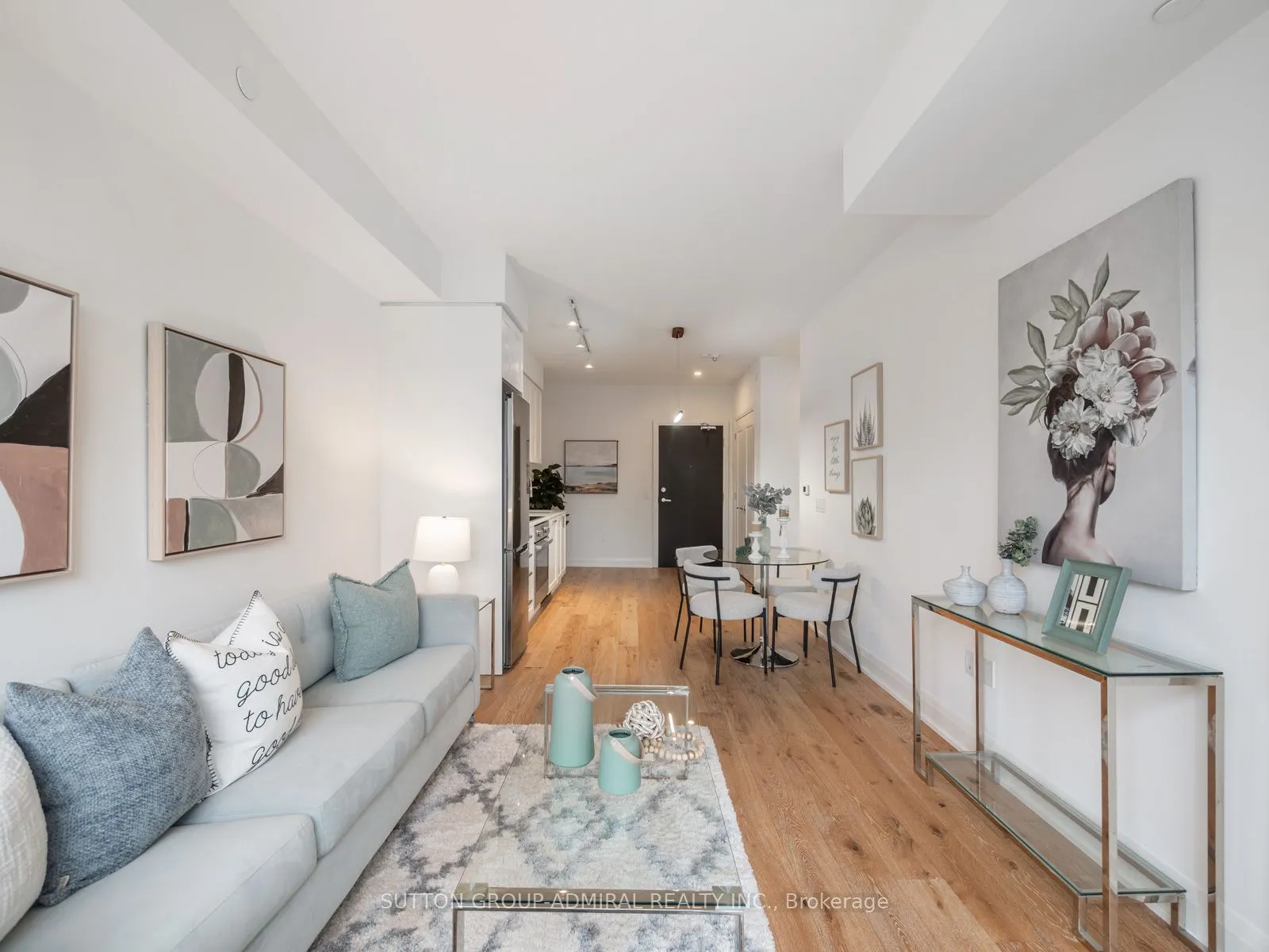 293 The Kingsway, #218