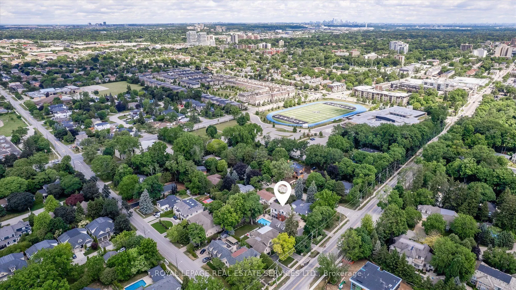 335 Lakeshore Road W