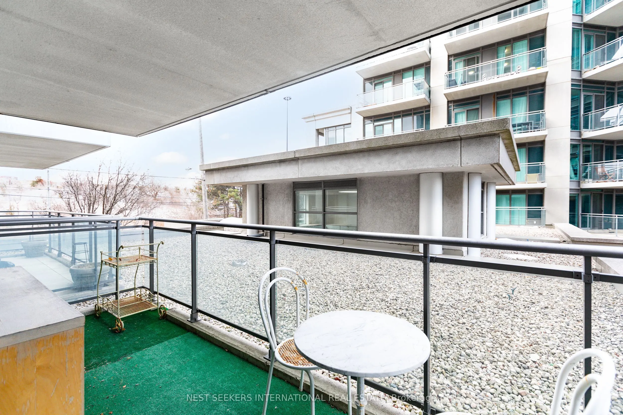 2121 Lake Shore Boulevard W, #204