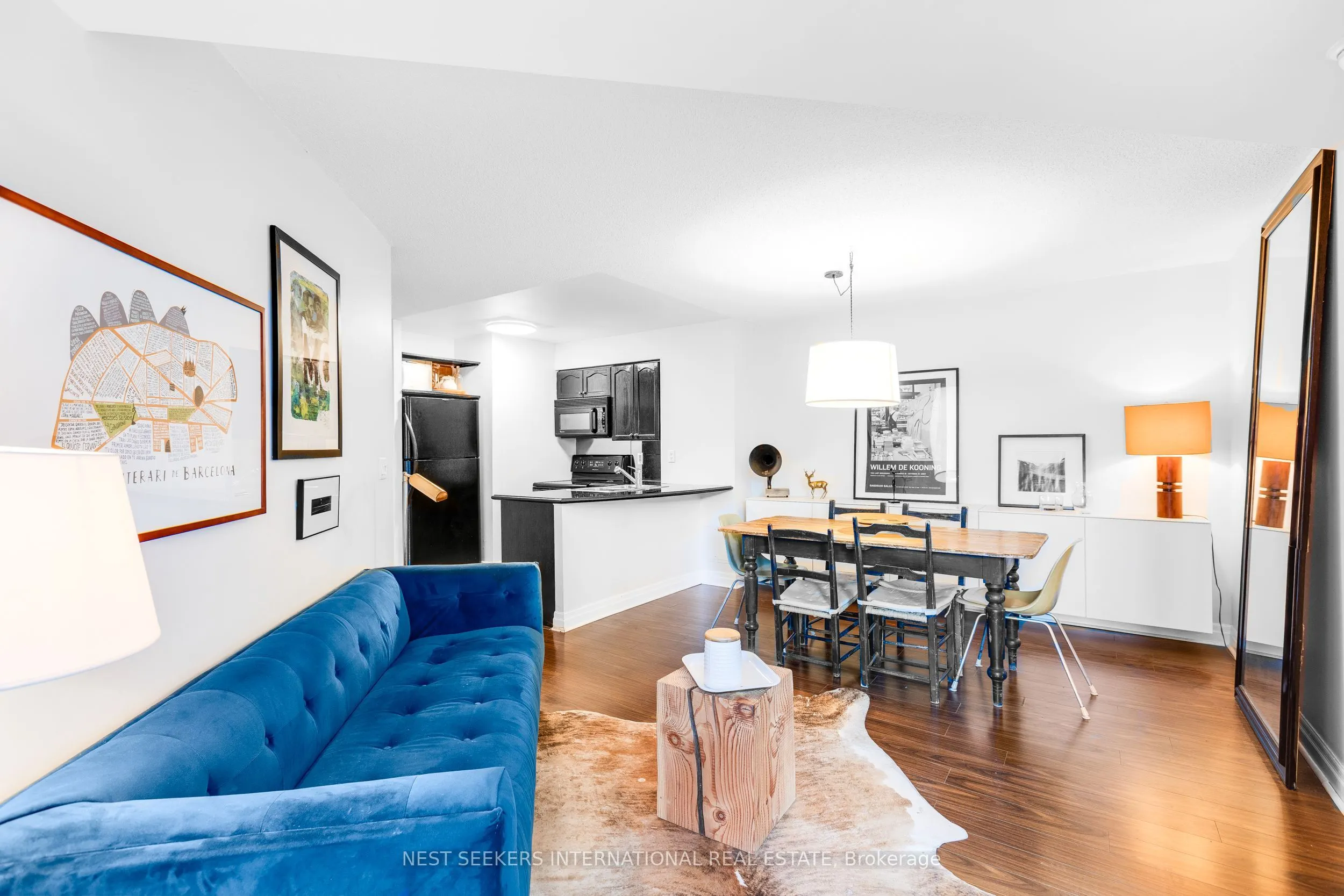 2121 Lake Shore Boulevard W, #204