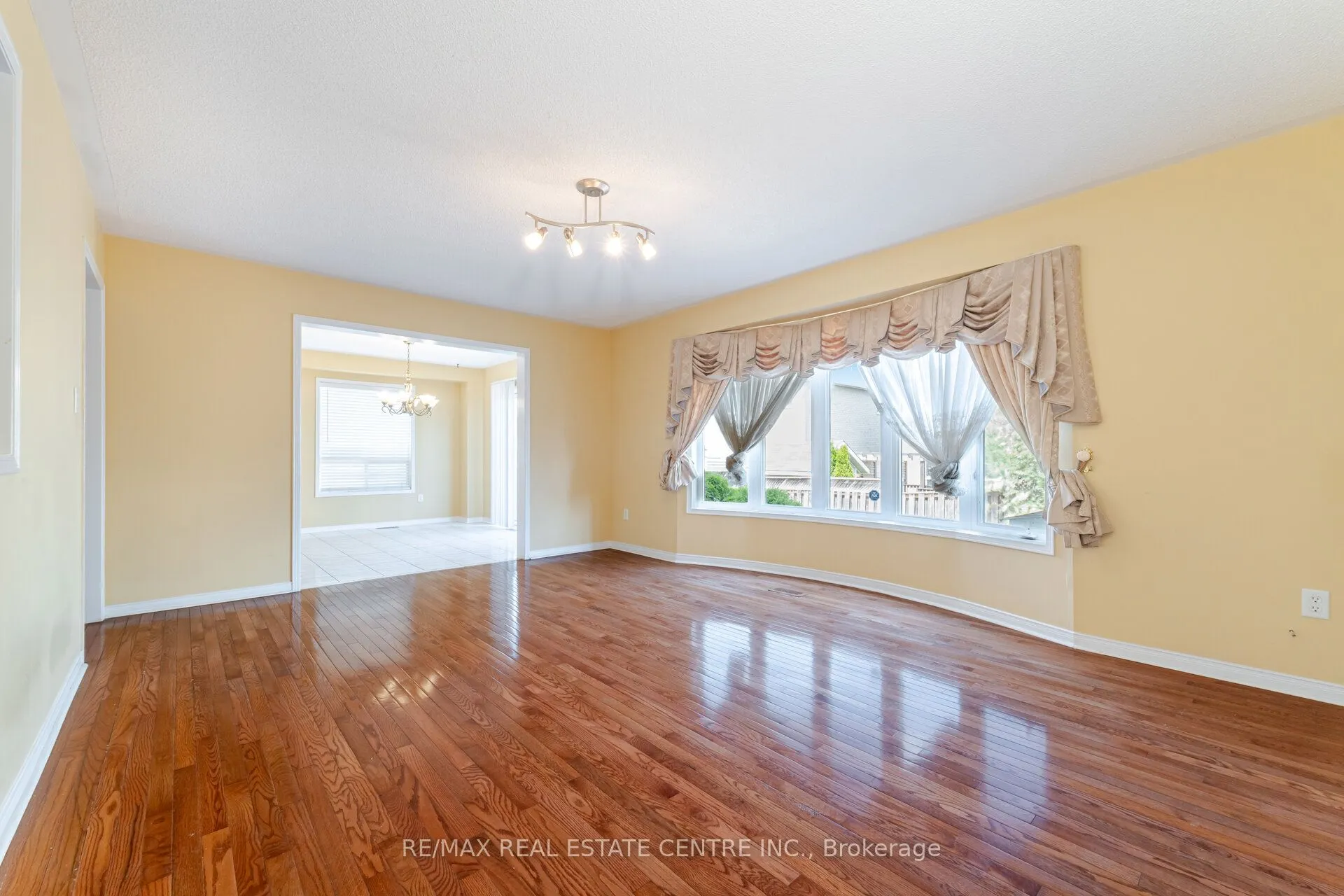 181 Brisdale Drive