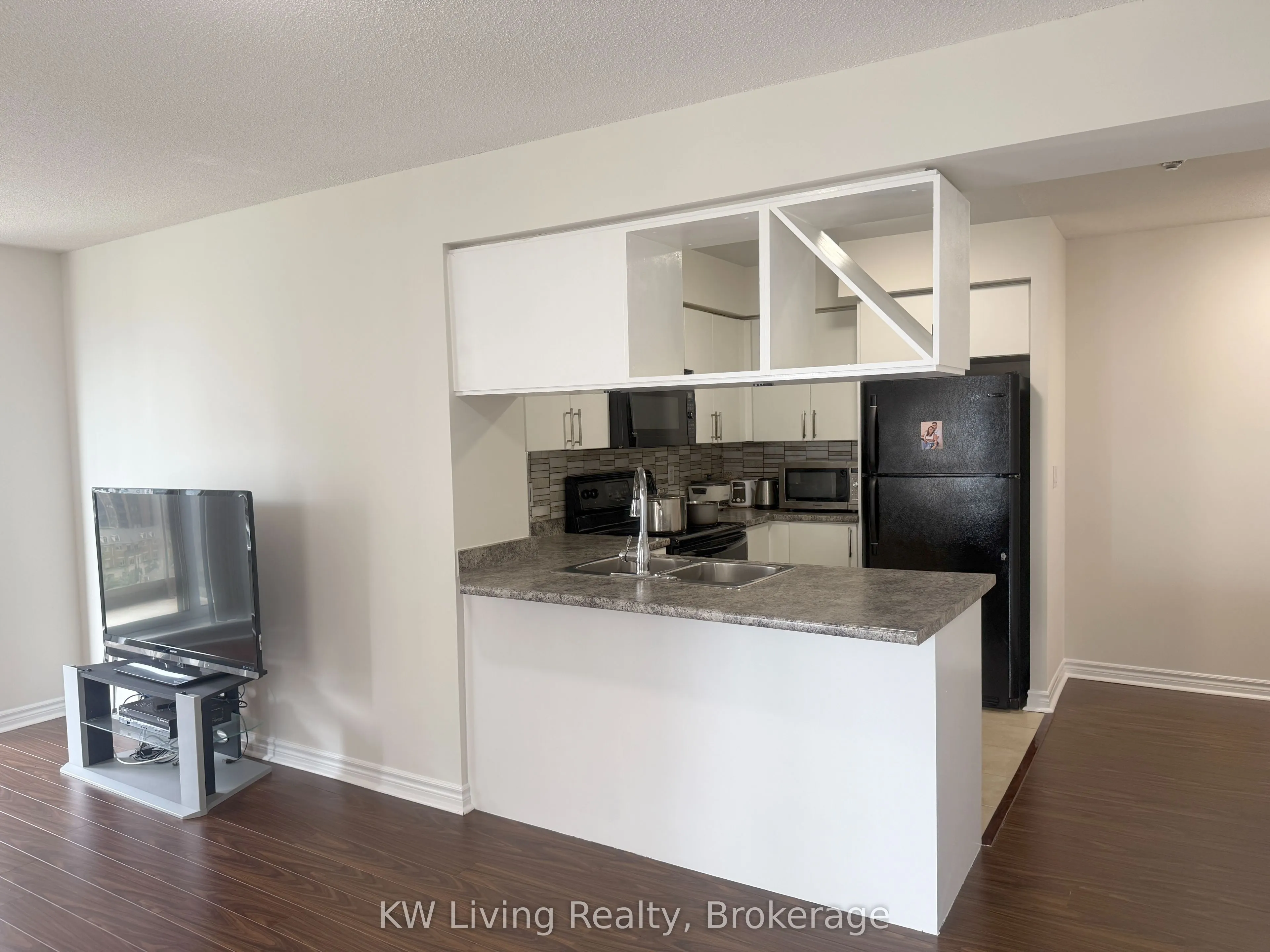 4090 Living Arts Drive, #1505
