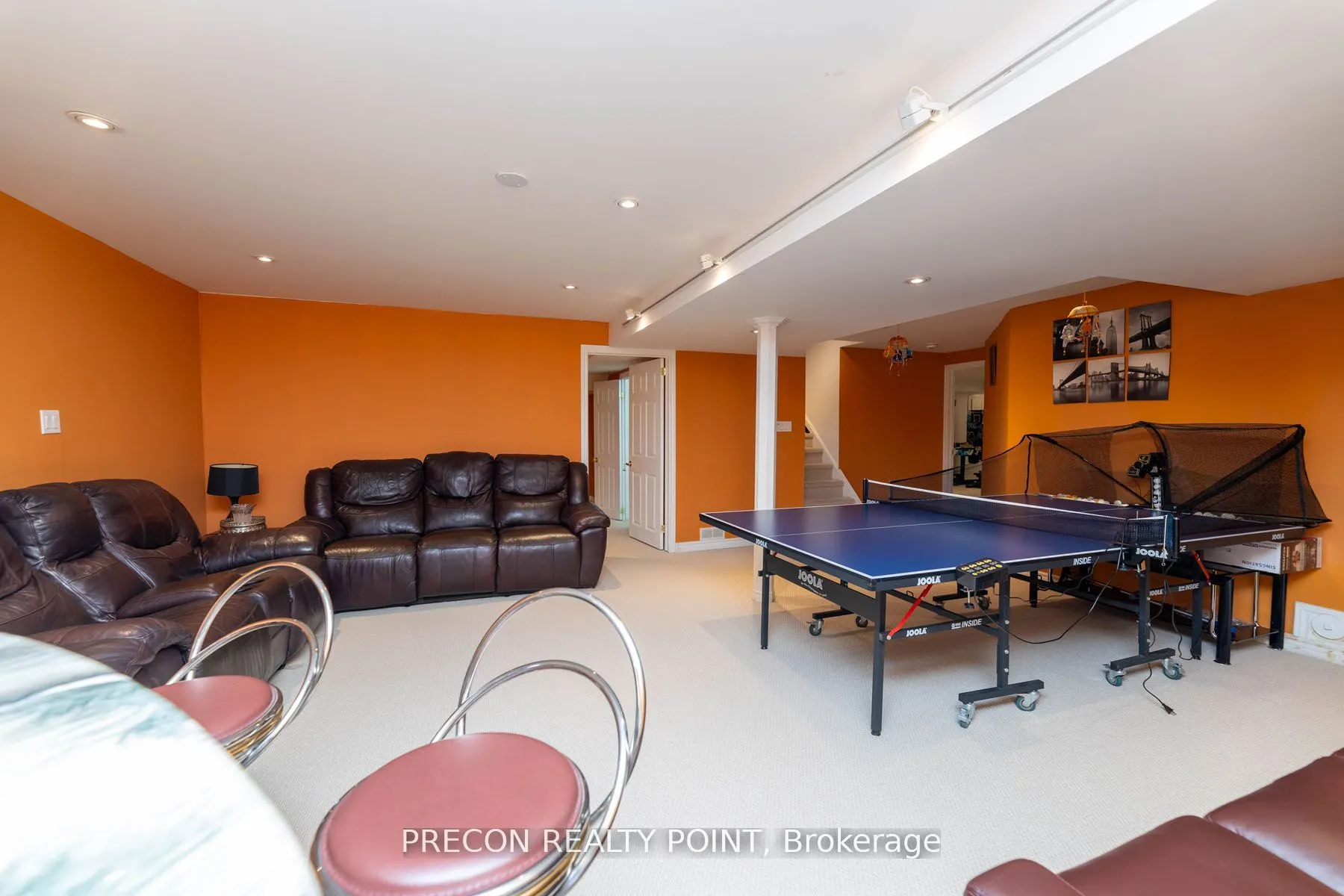 5730 Macphee Road