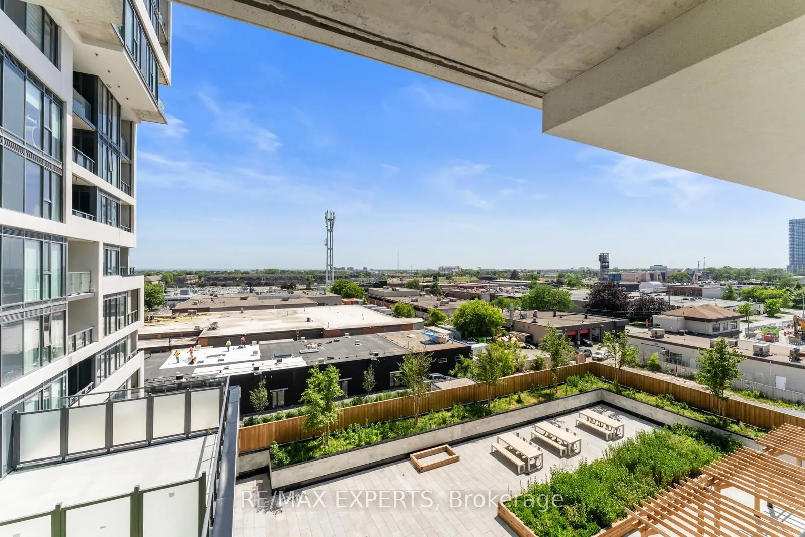 859 The Queensway, #510