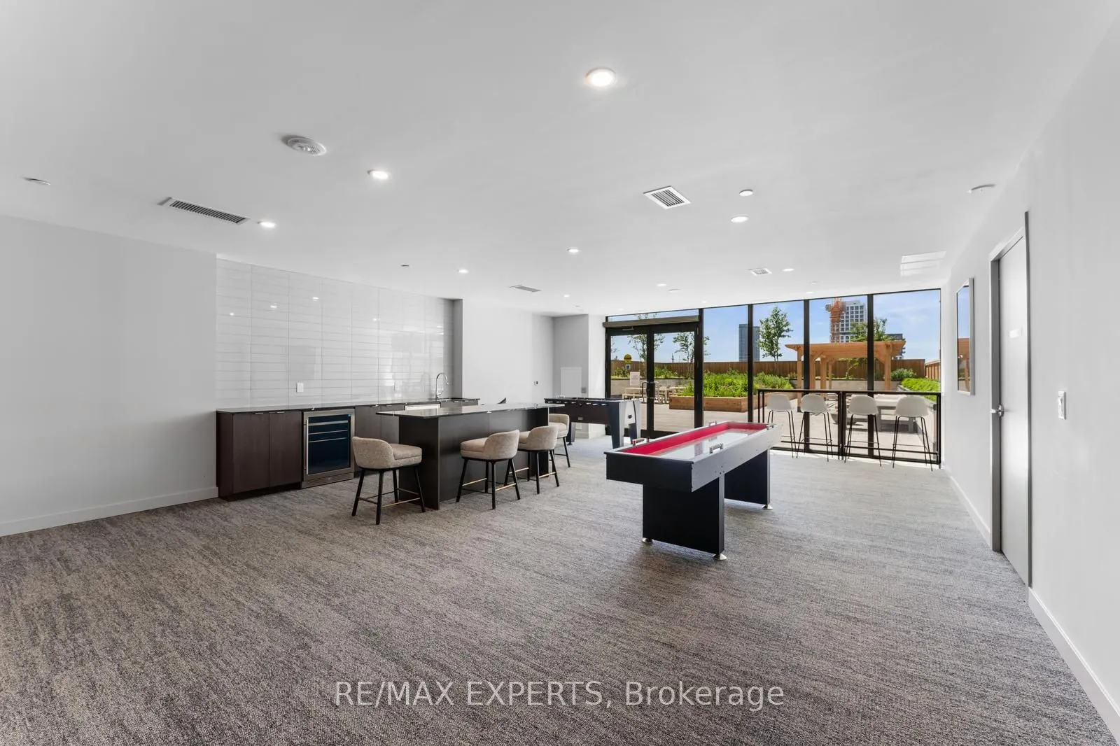 859 The Queensway, #510