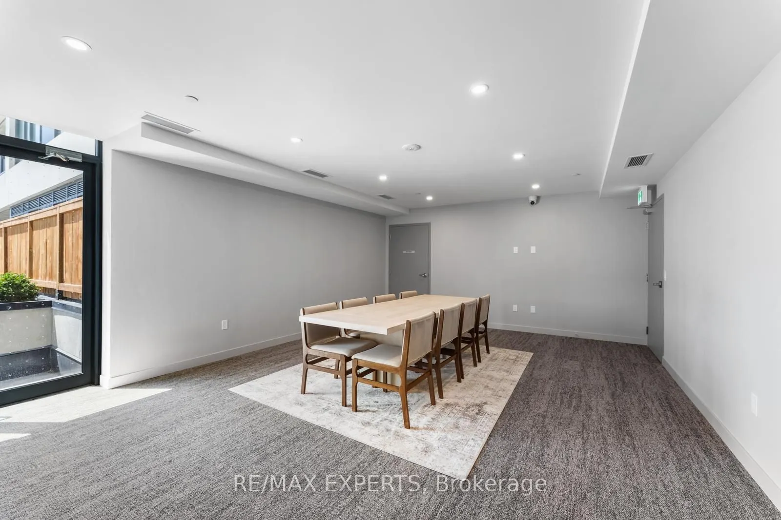 859 The Queensway, #510