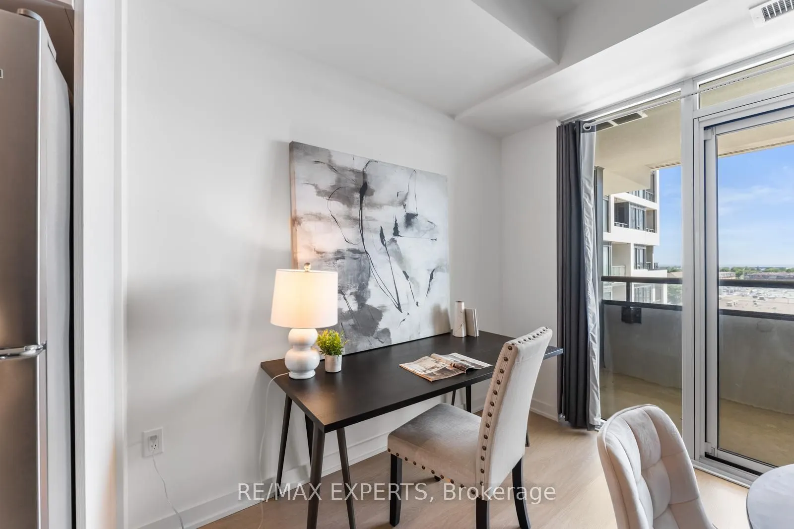 859 The Queensway, #510