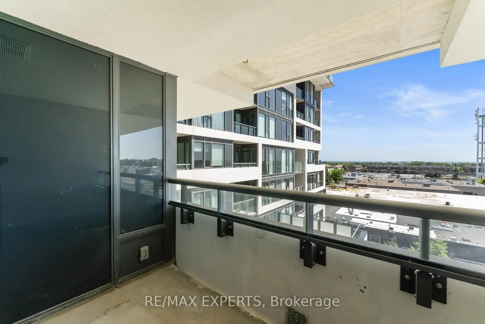 859 The Queensway, #510