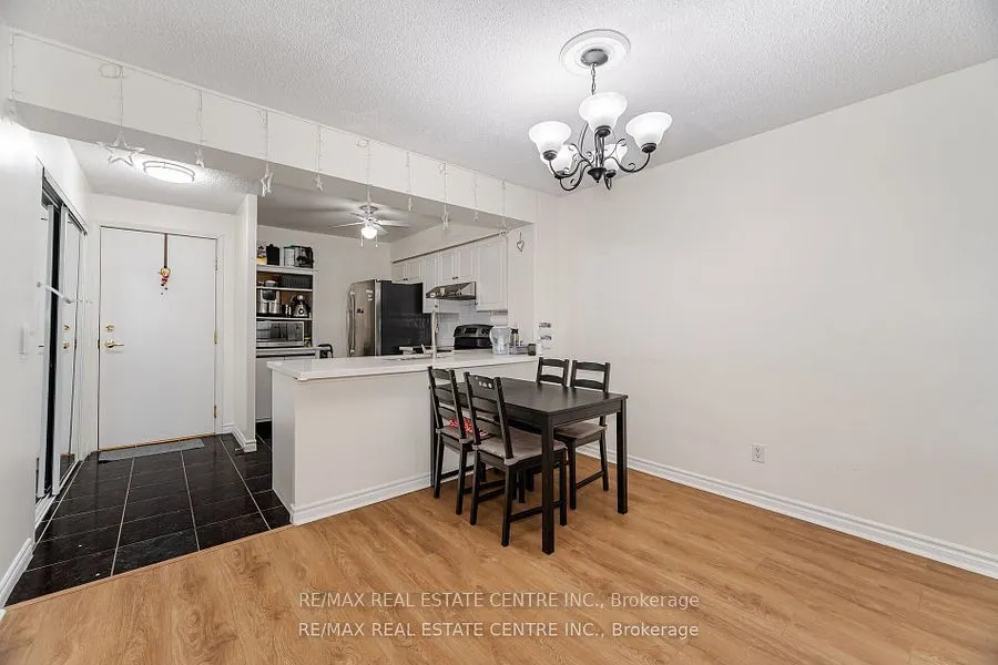 35 Kingsbridge Garden Circle, #514