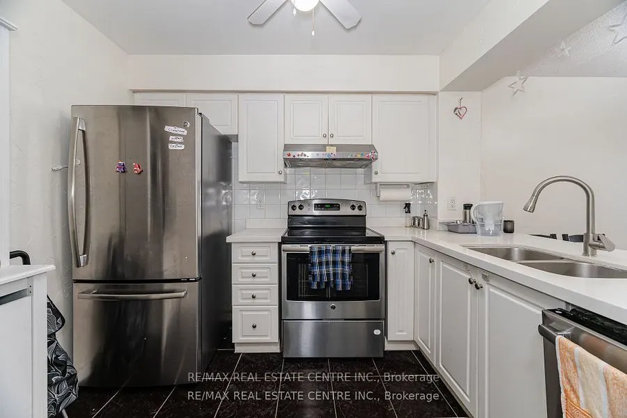 35 Kingsbridge Garden Circle, #514