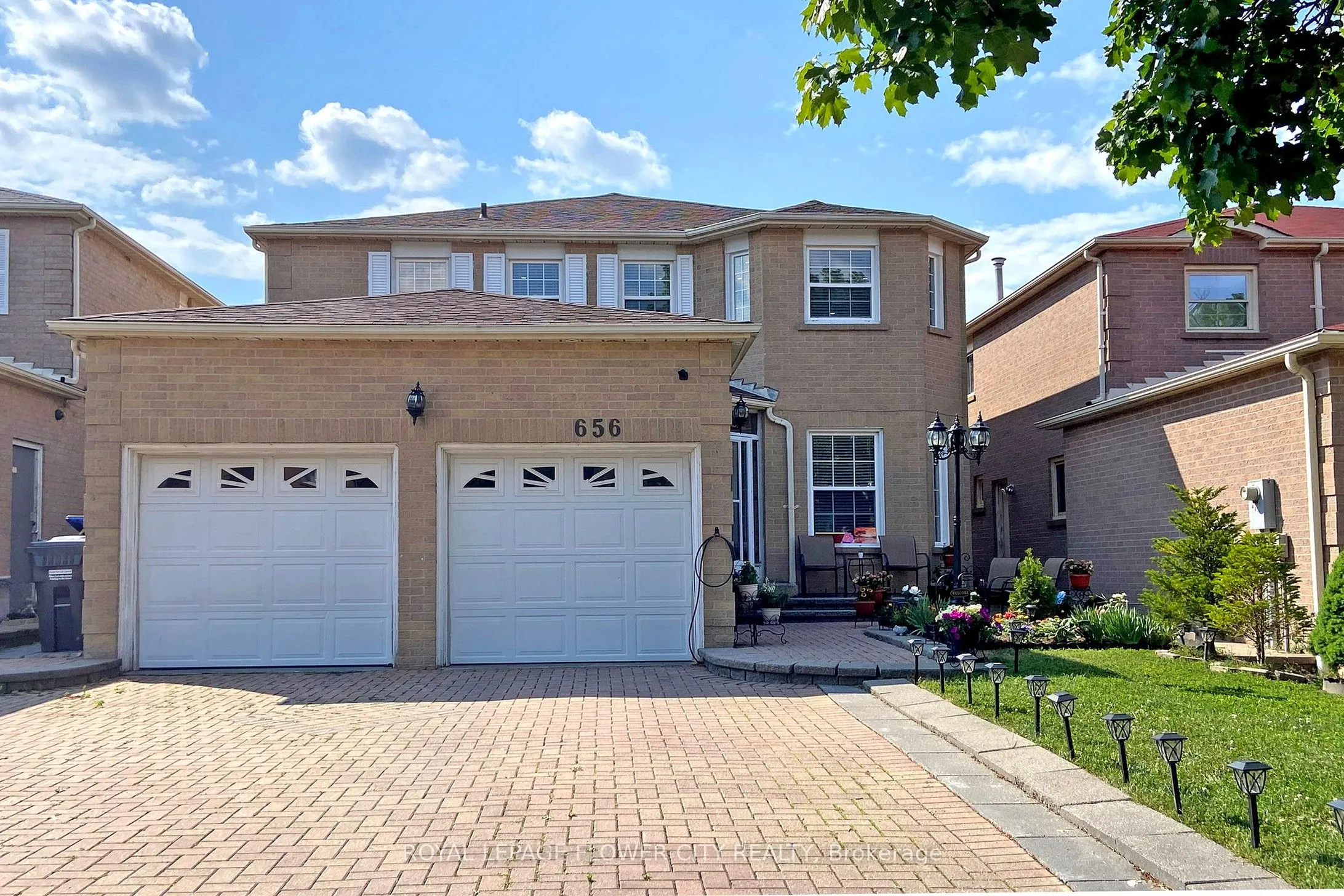 656 Esprit Crescent
