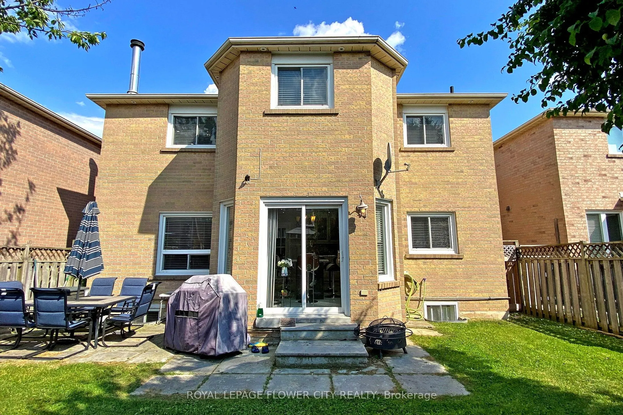 656 Esprit Crescent