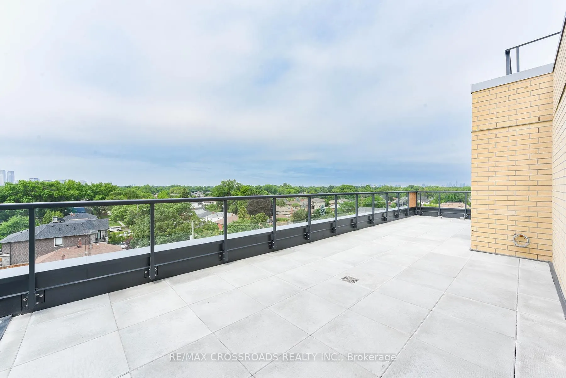 6 Chartwell Road, #601