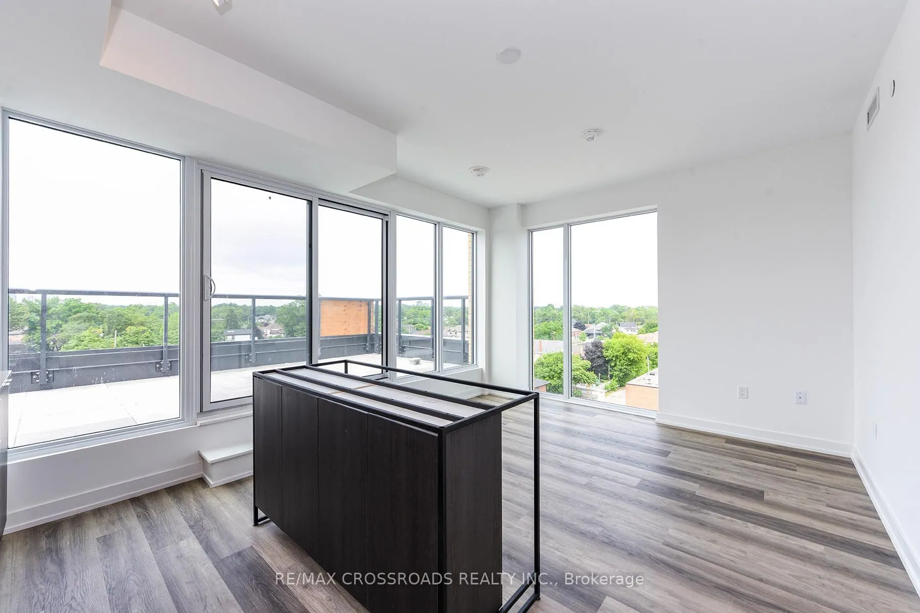 6 Chartwell Road, #601