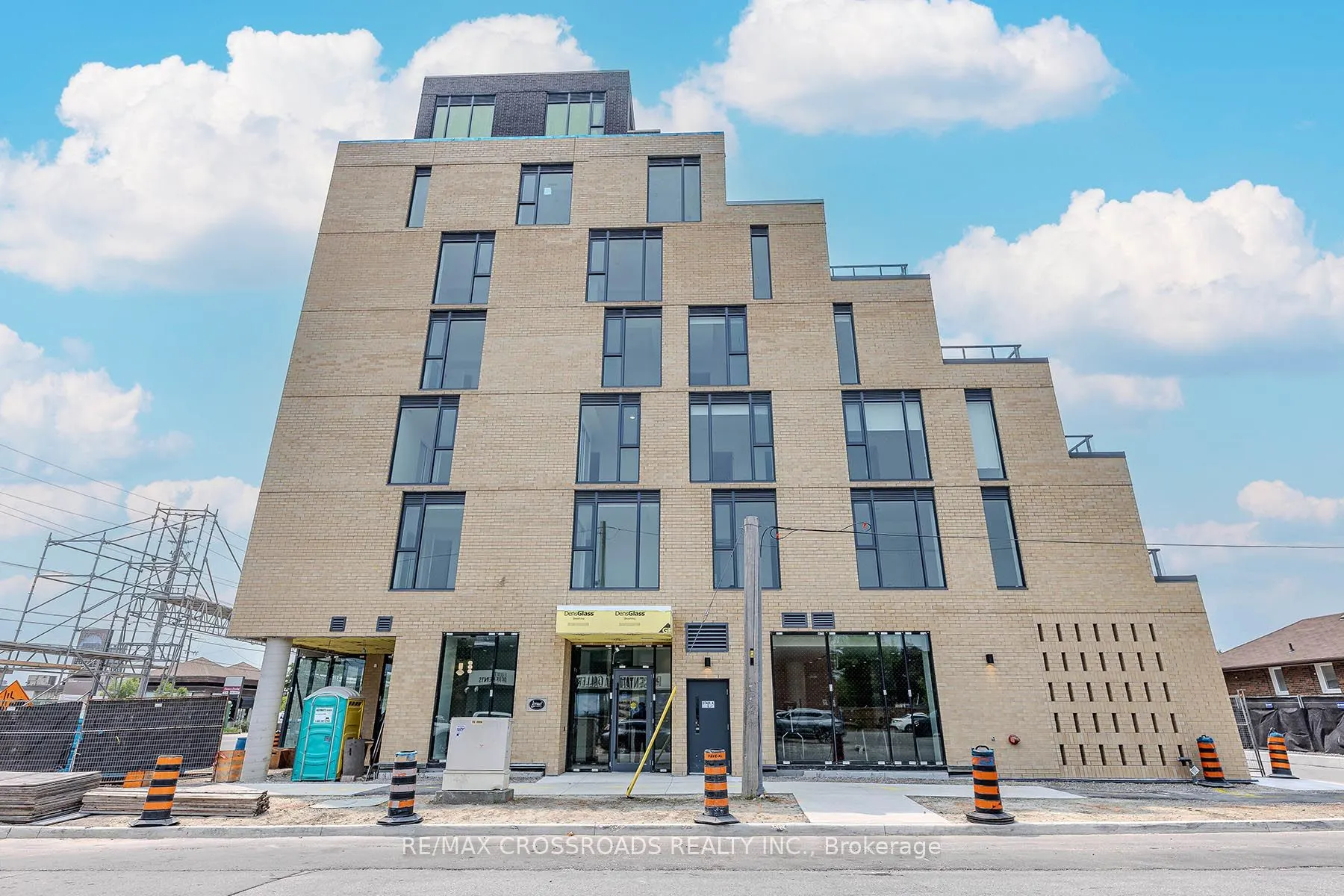 6 Chartwell Road, #601