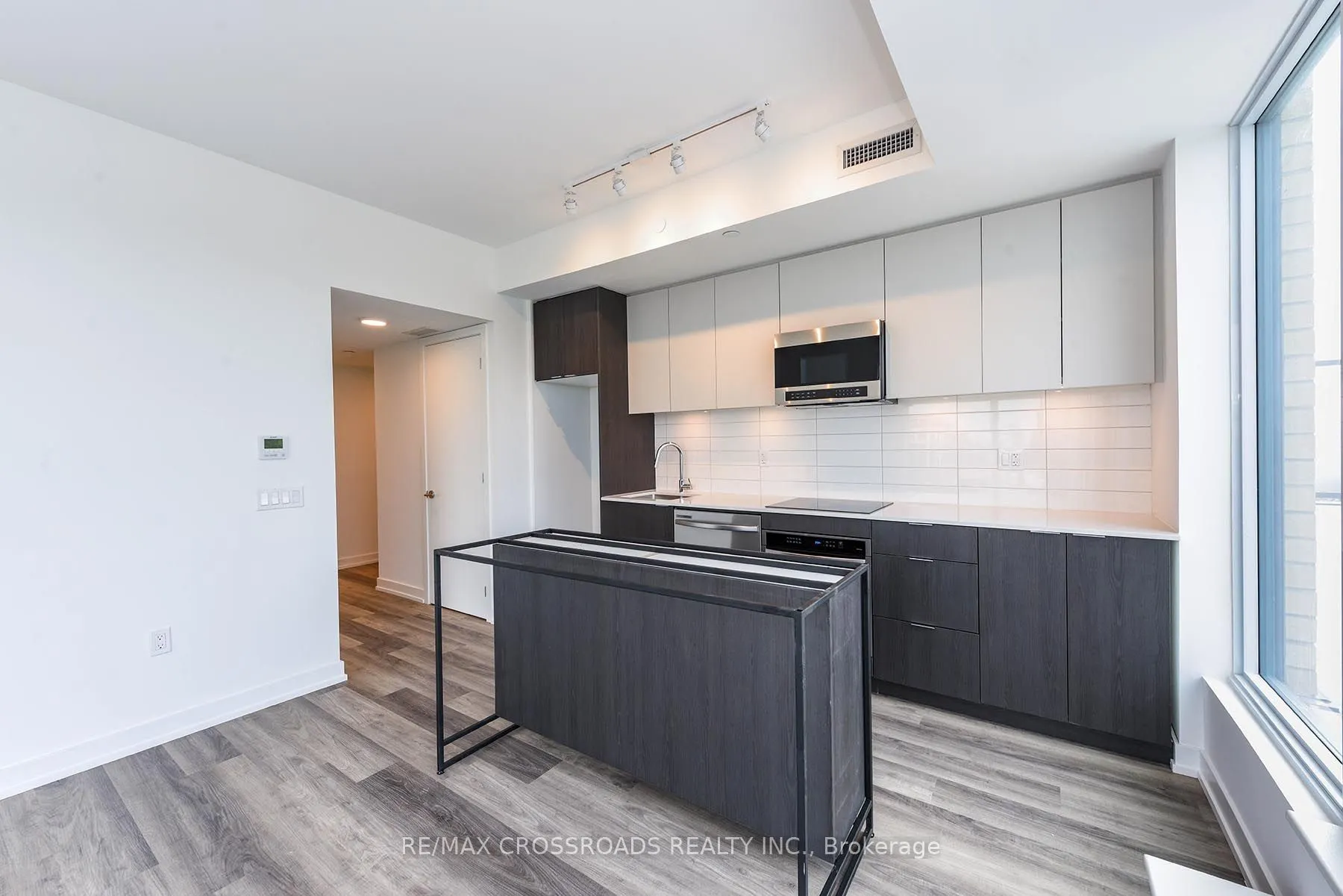 6 Chartwell Road, #601