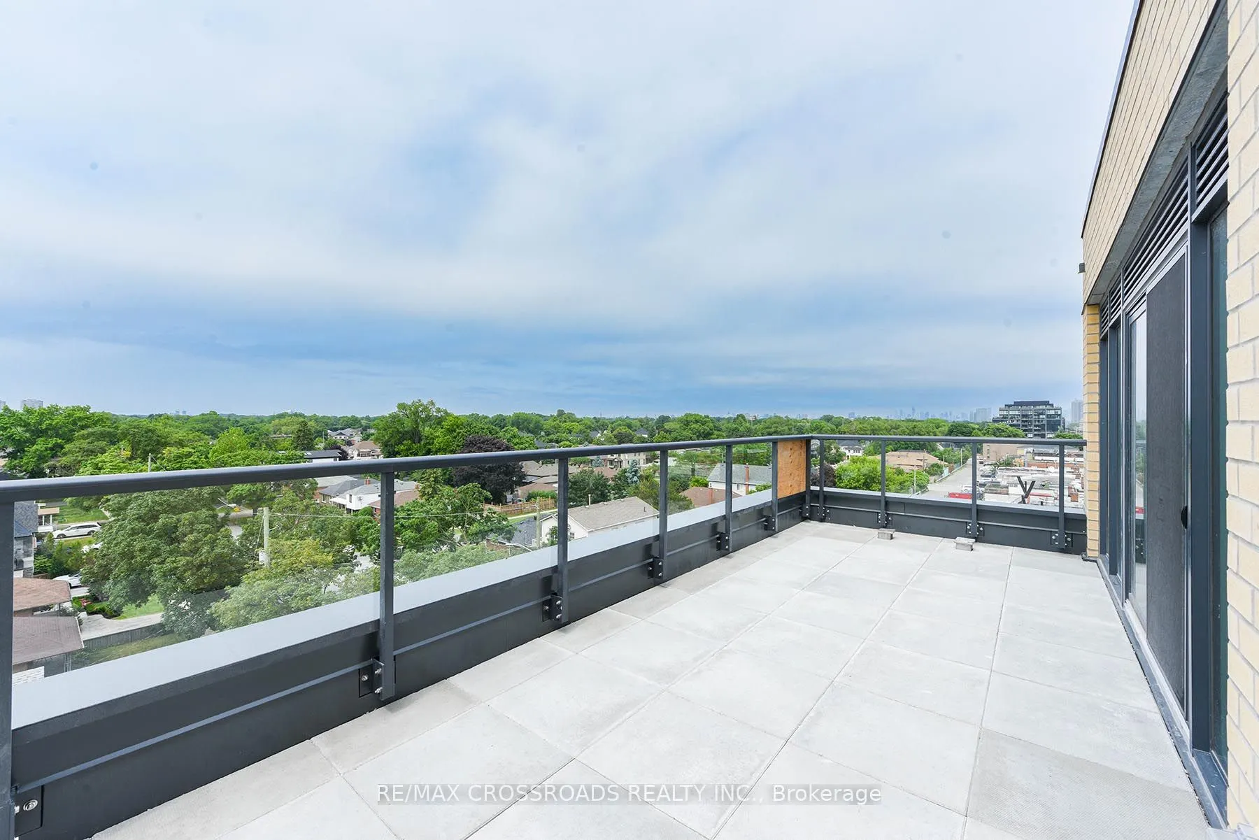 6 Chartwell Road, #601