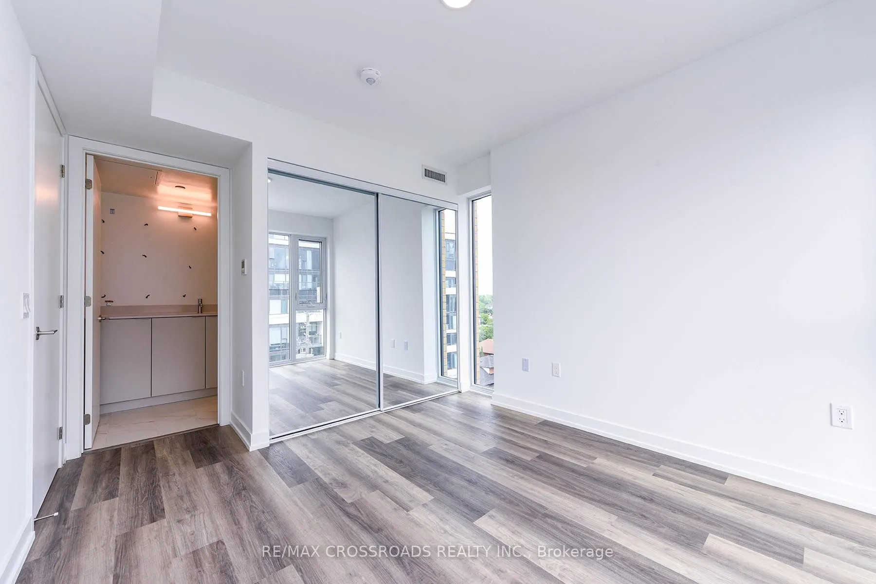 6 Chartwell Road, #601
