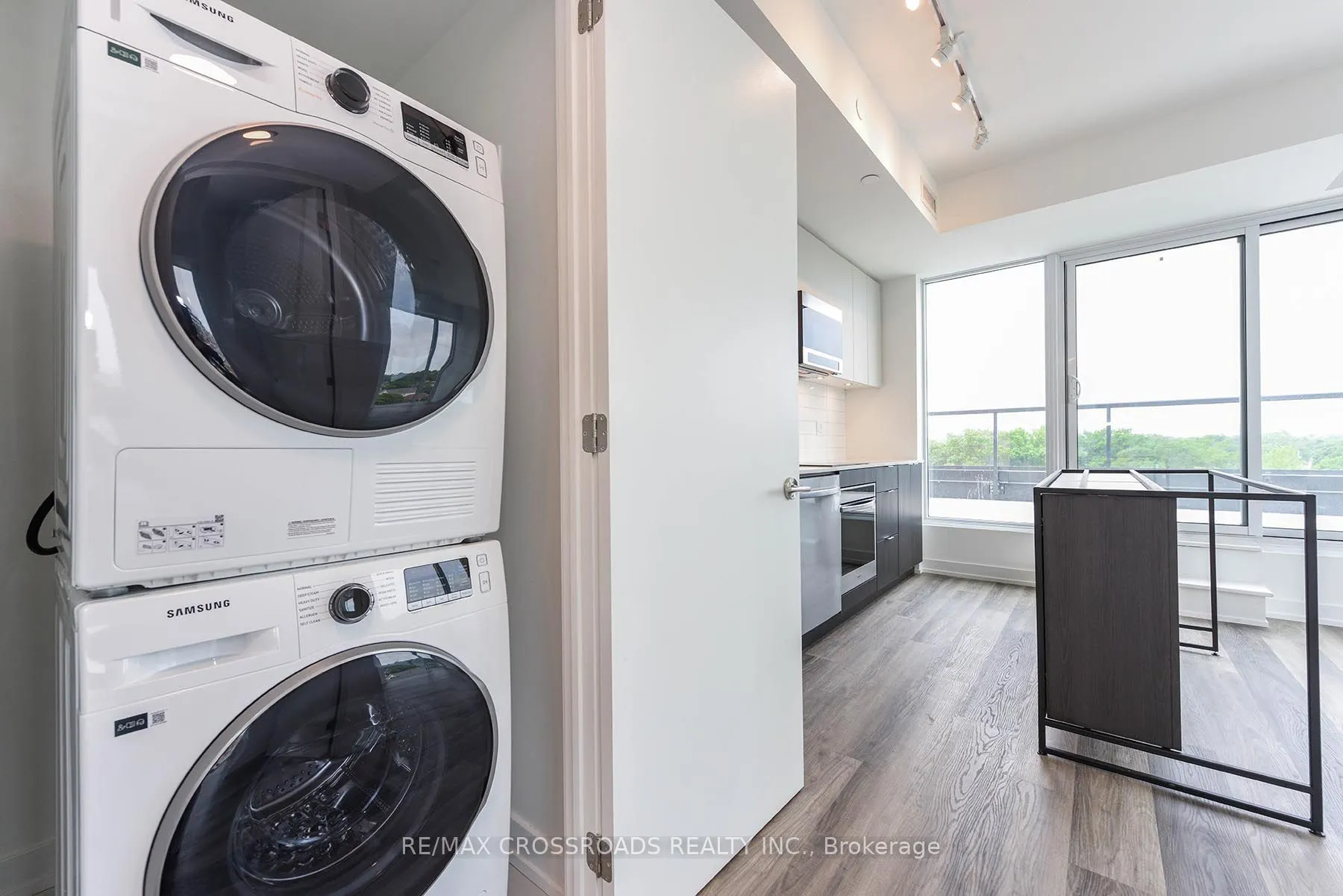 6 Chartwell Road, #601