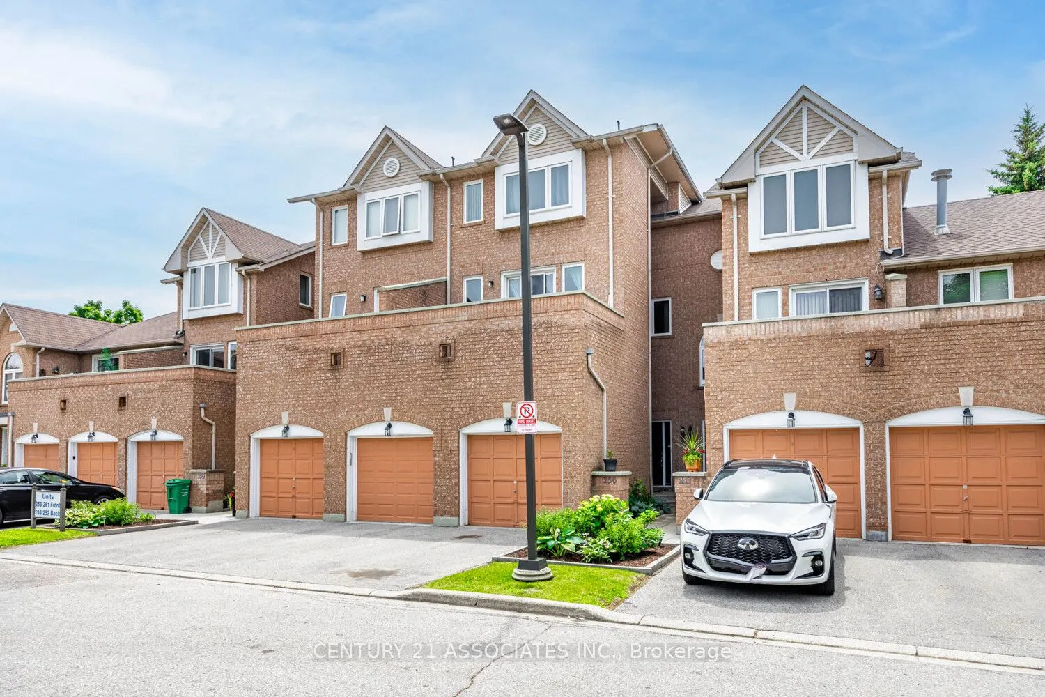 60 Barondale Drive, #256