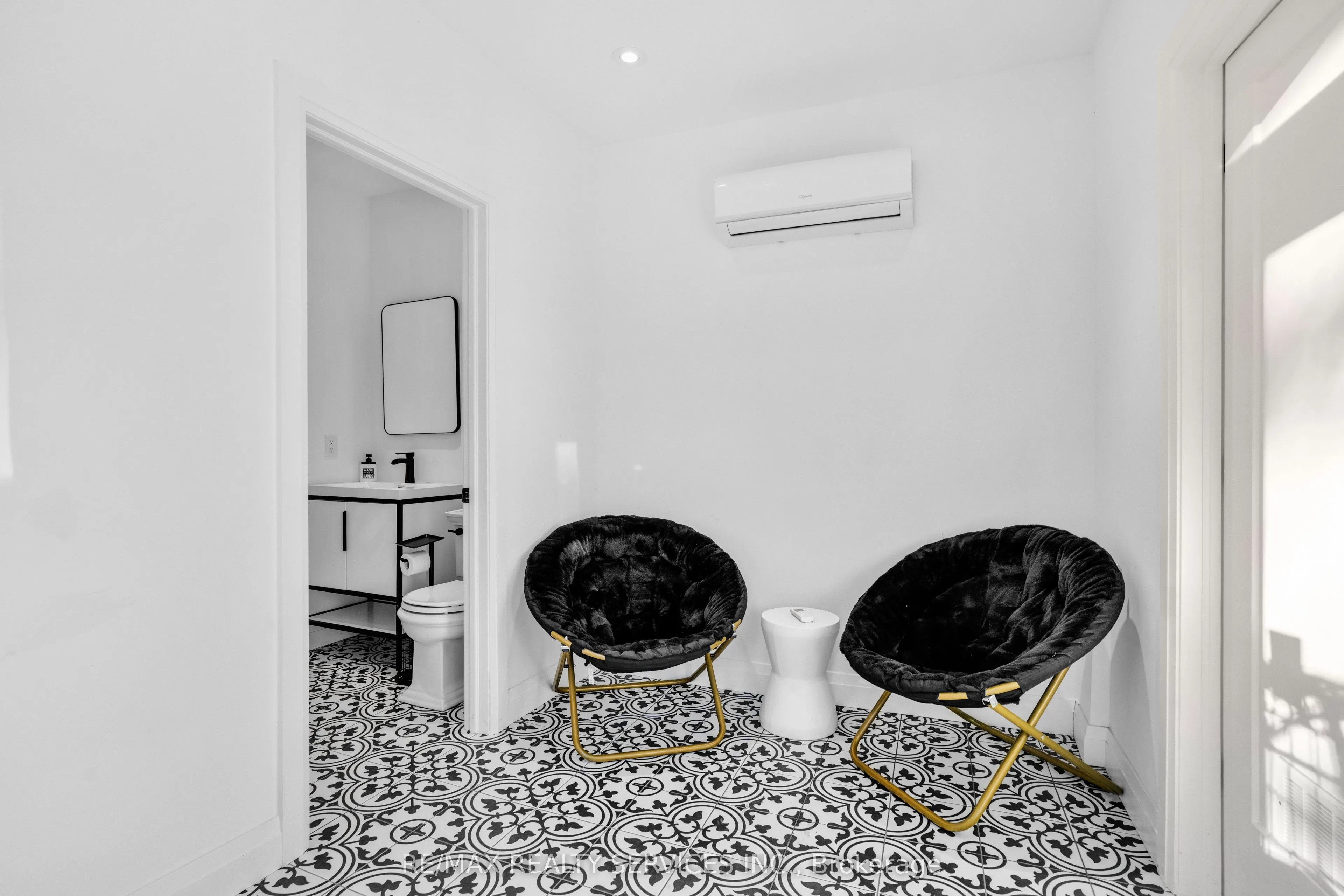 24 Marlow Place