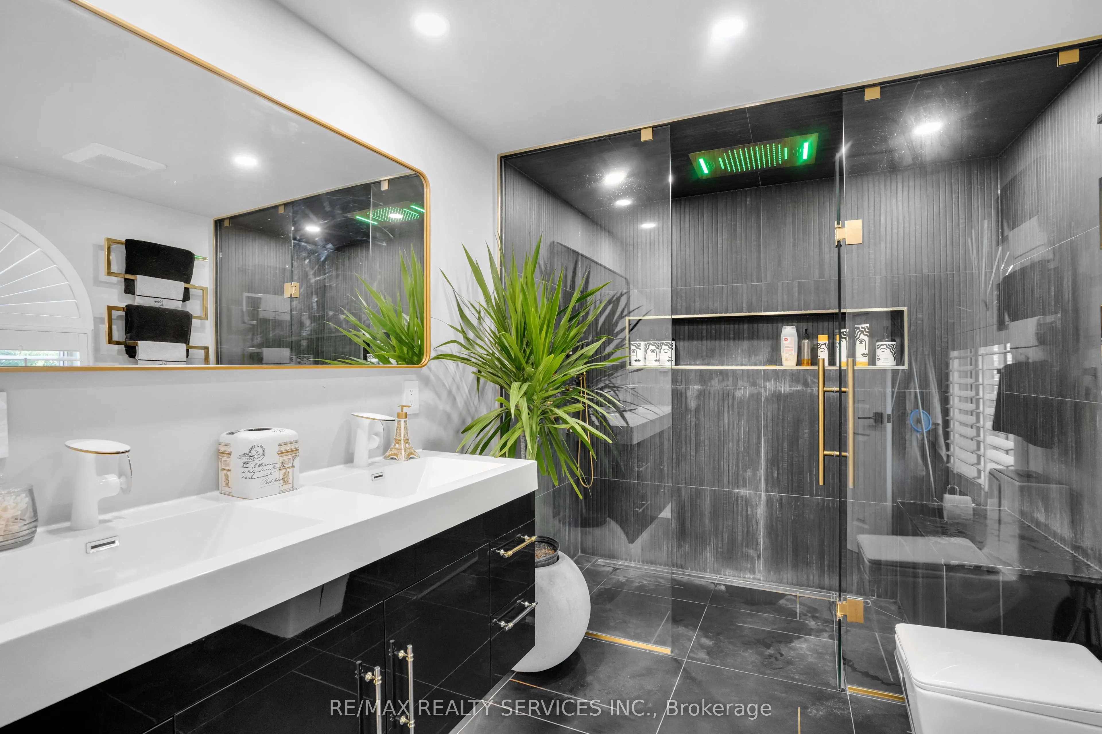 24 Marlow Place