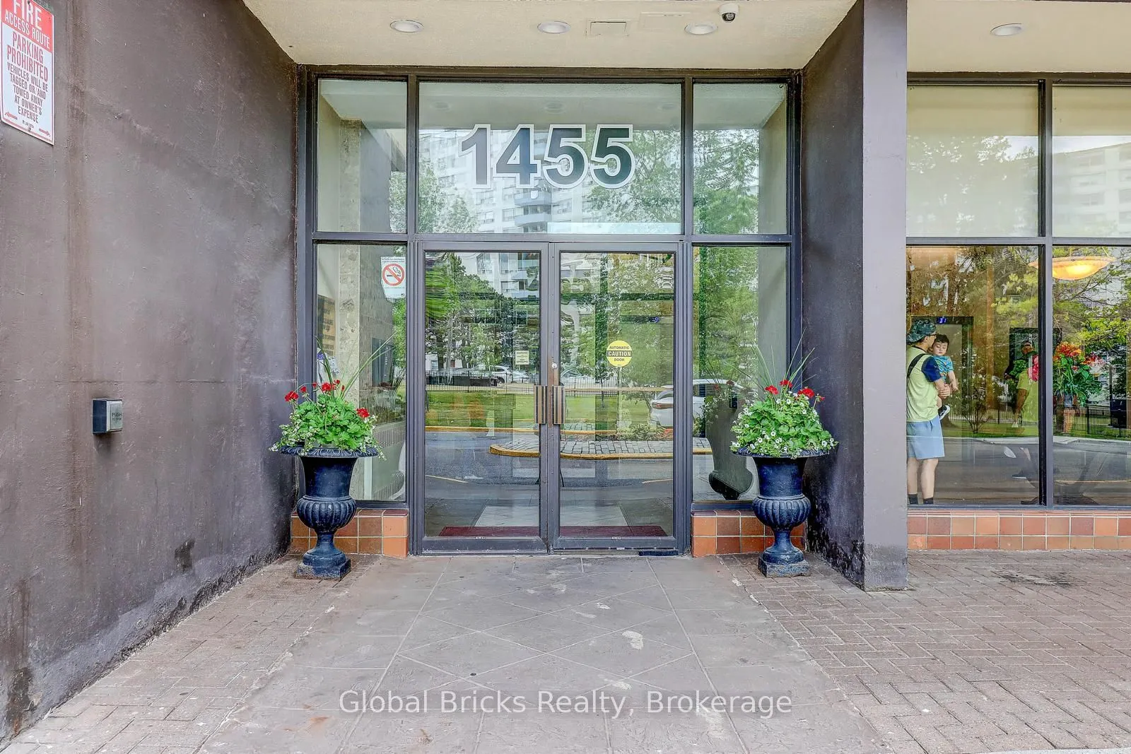 1455 Lawrence Avenue W, #2006