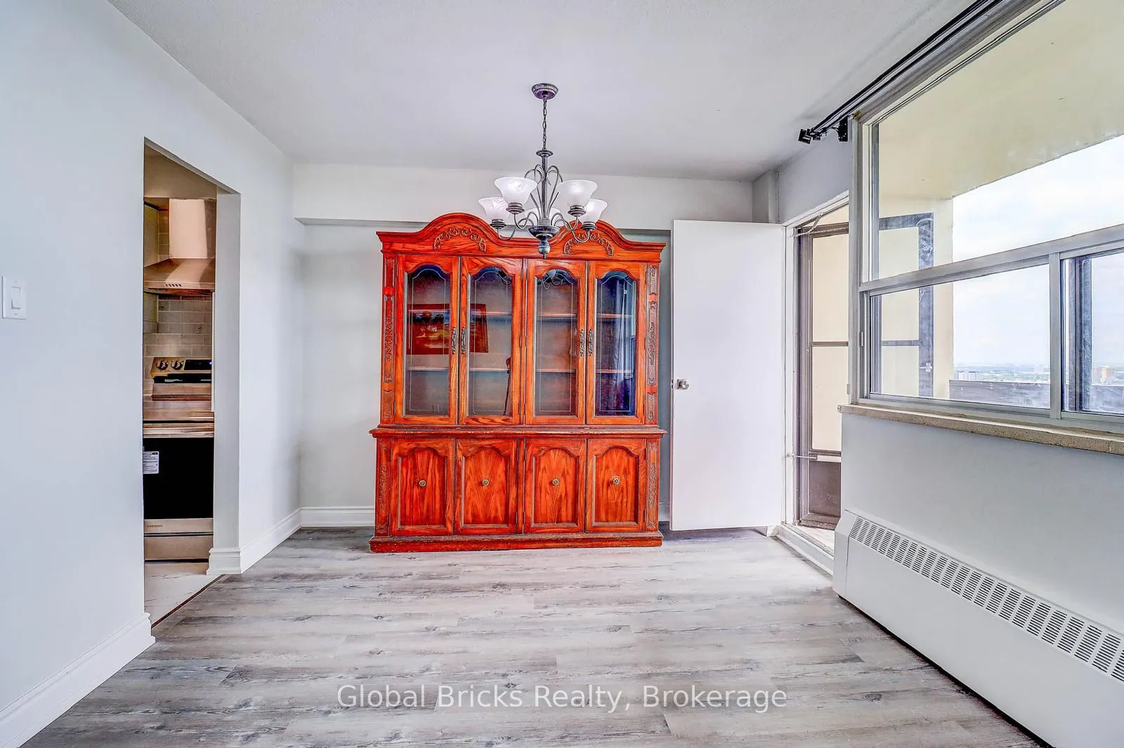 1455 Lawrence Avenue W, #2006