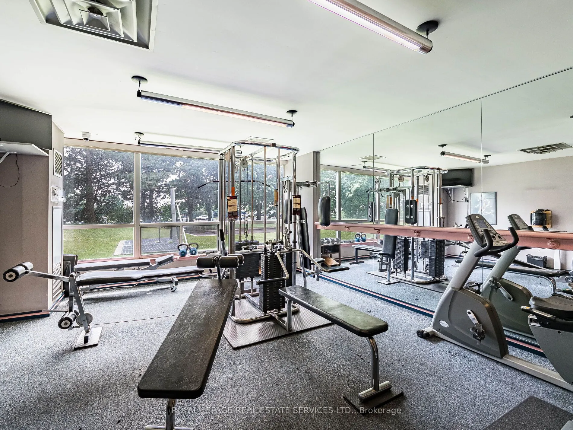 12 Laurelcrest Street, #908