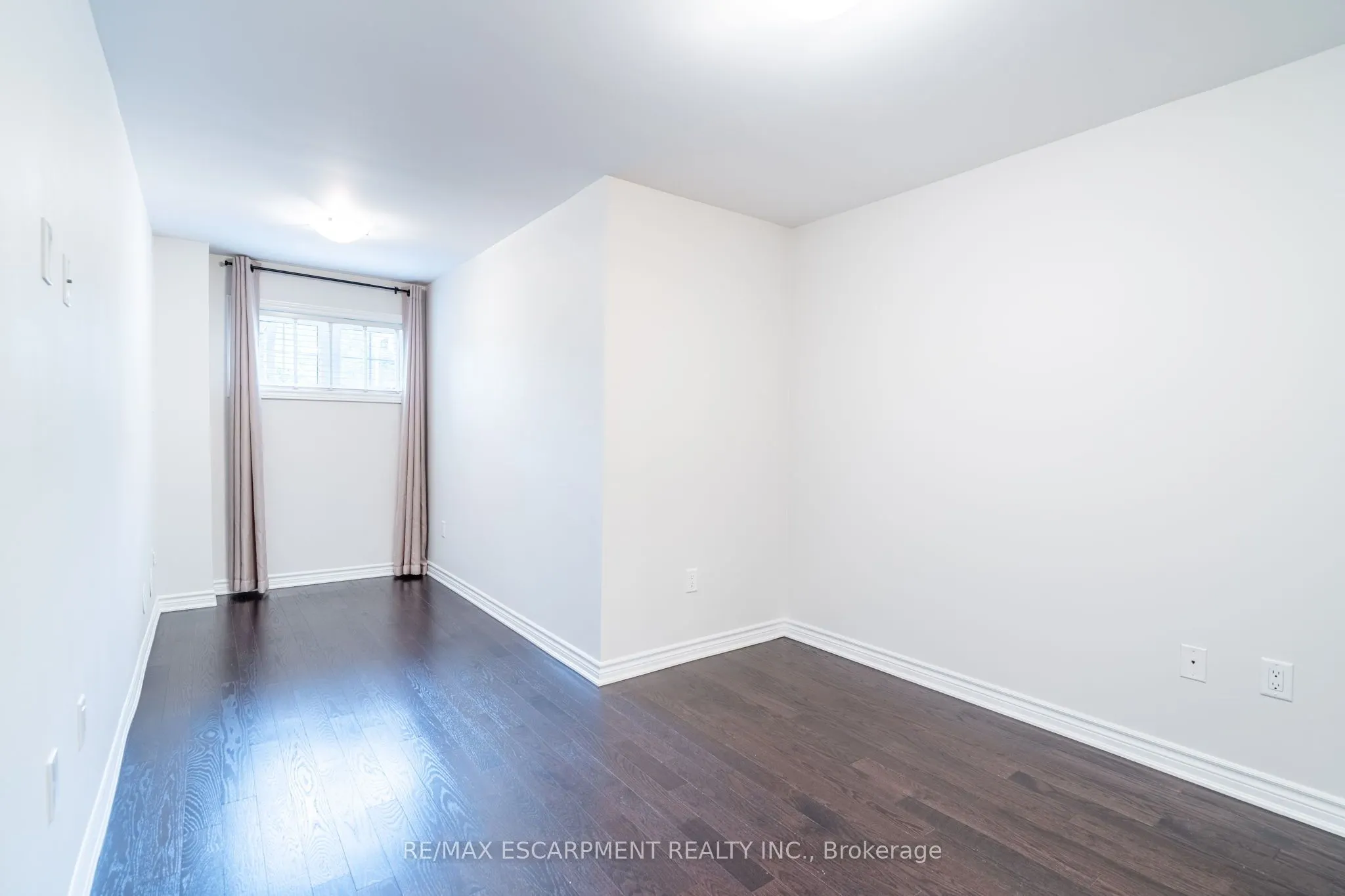 2441 Greenwich Drive, #59