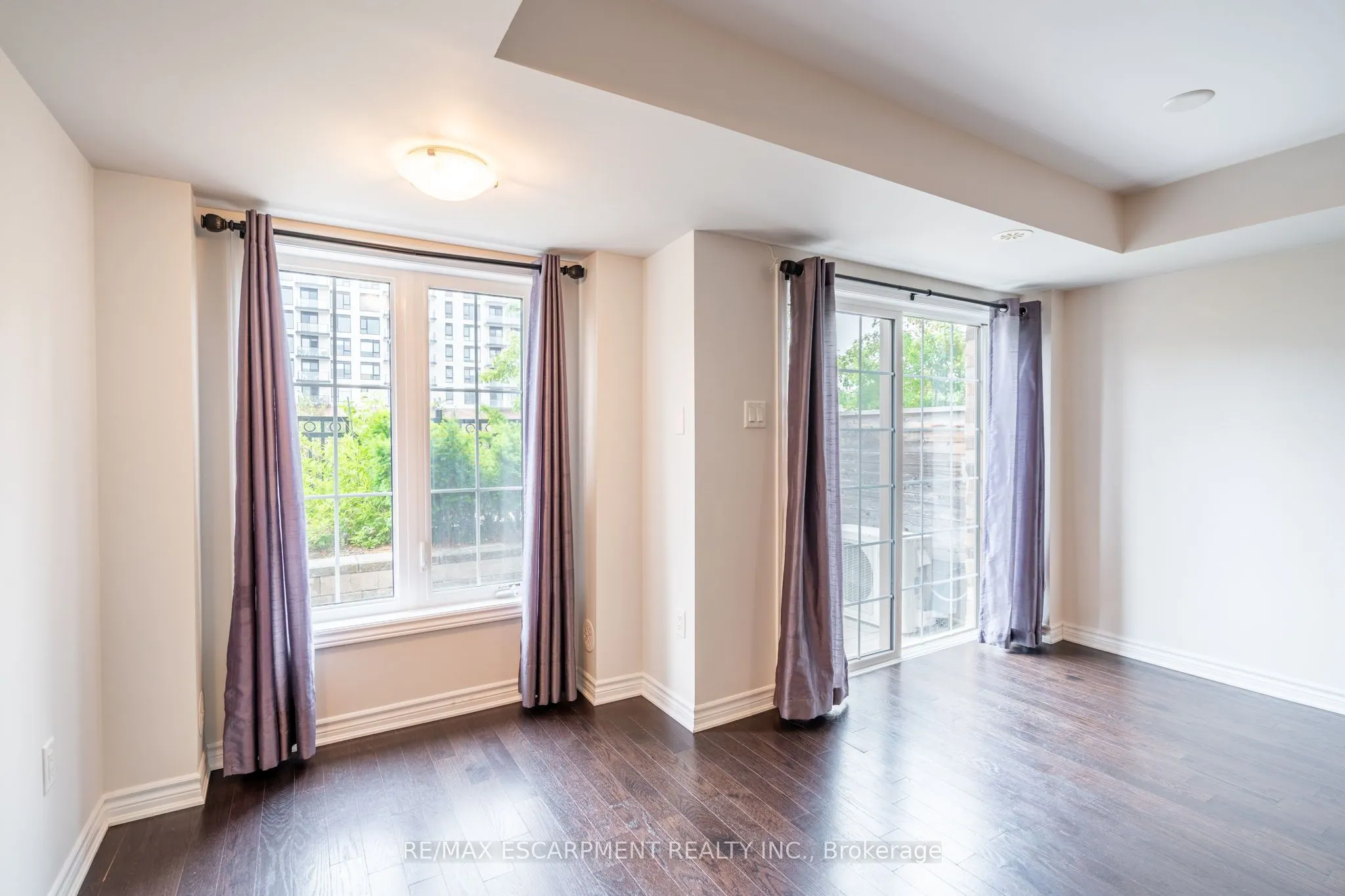 2441 Greenwich Drive, #59