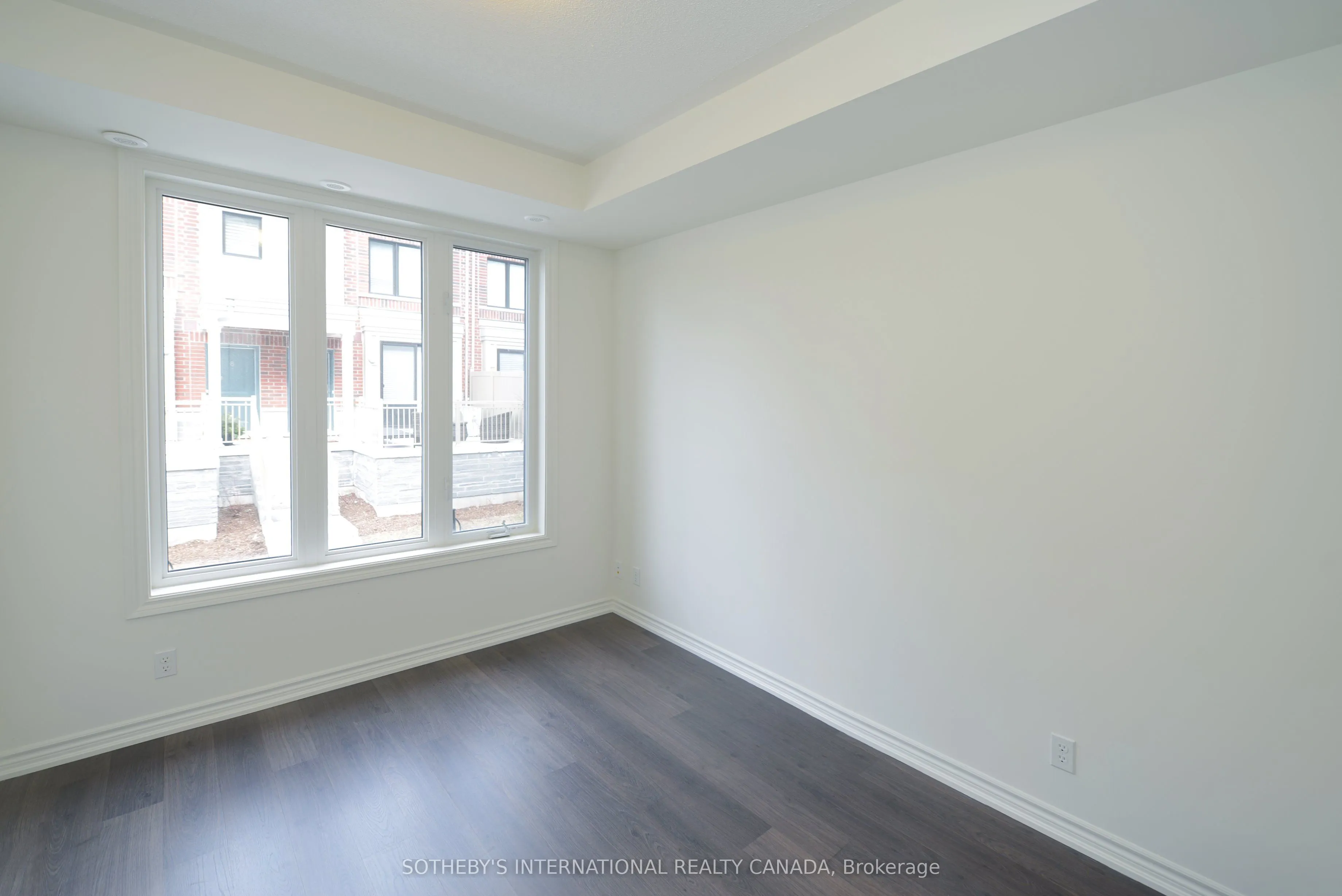 90 Eastwood Park Gardens, #10-4