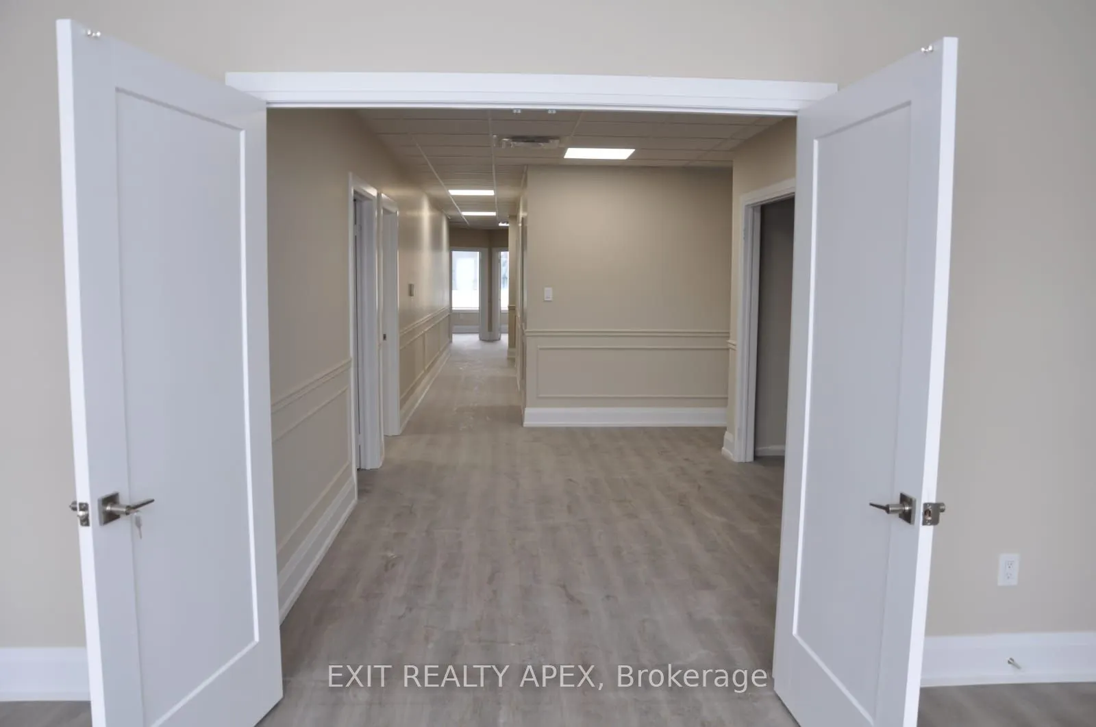 1185 Queensway E, #9A
