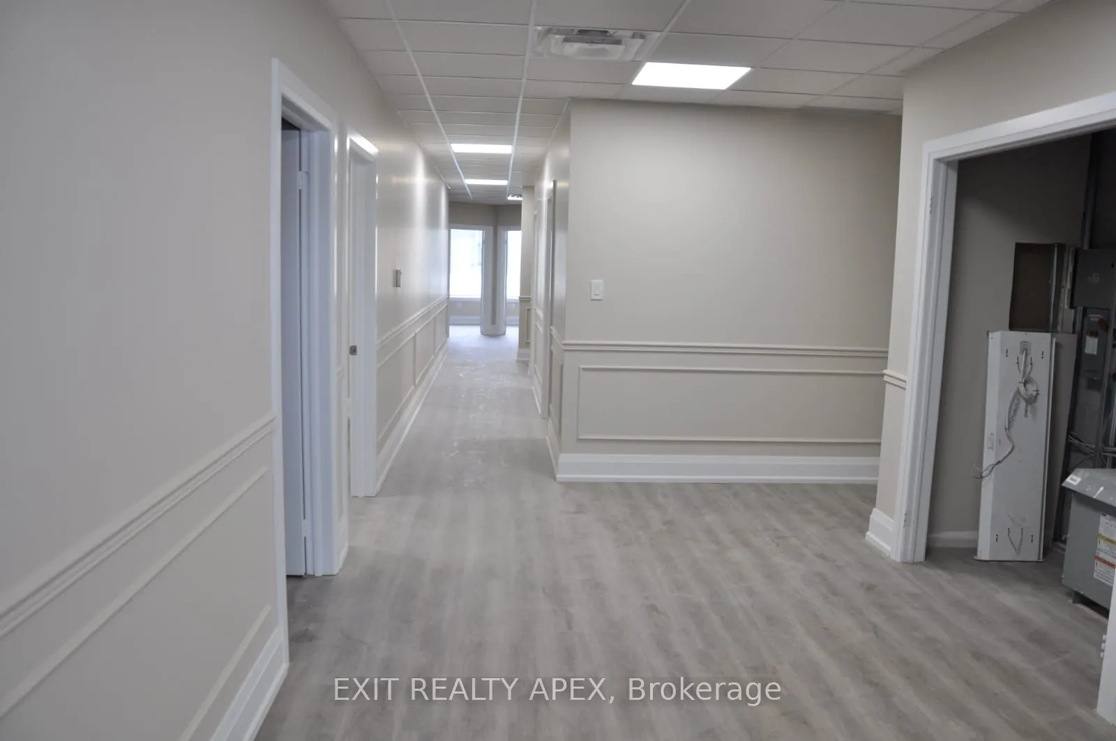 1185 Queensway E, #9A