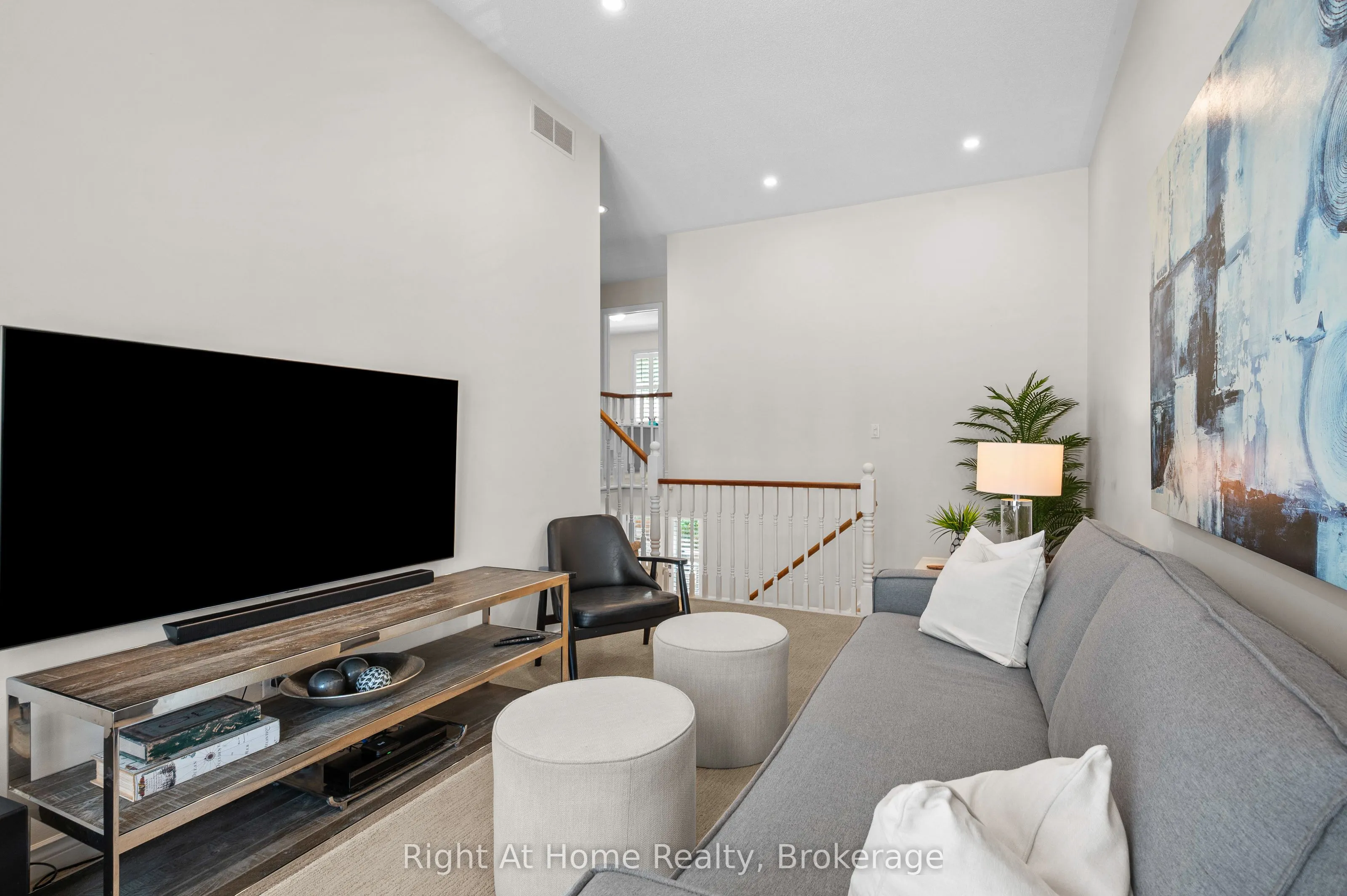 2032 Grovetree Lane