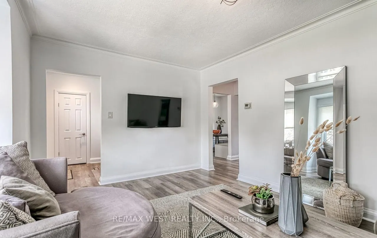 3 Greenacres Road