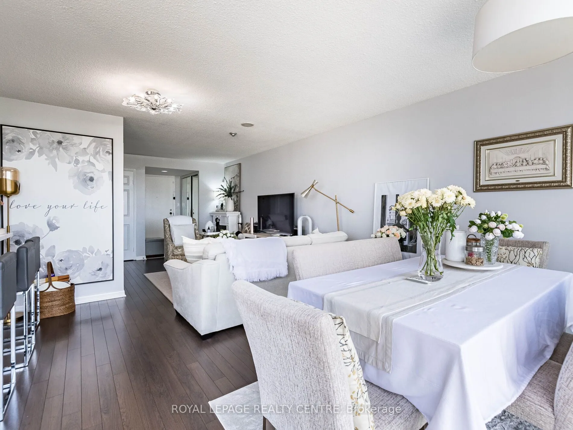 50 Eglinton Avenue W, #601