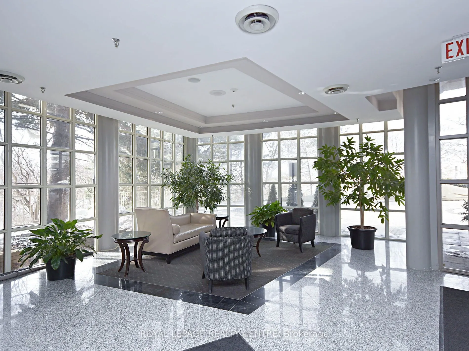 50 Eglinton Avenue W, #601