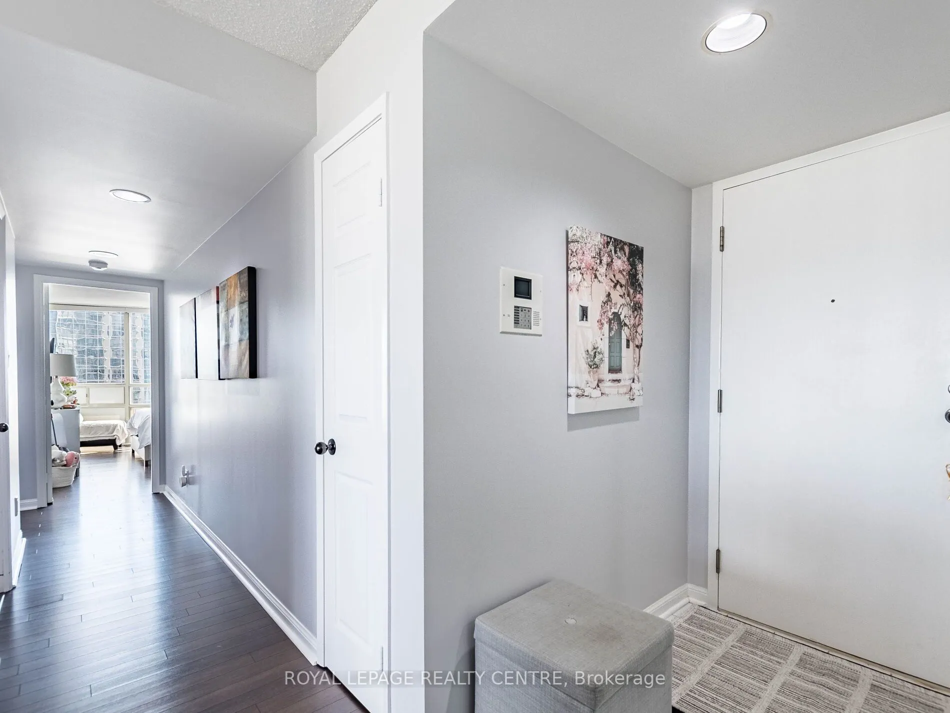 50 Eglinton Avenue W, #601