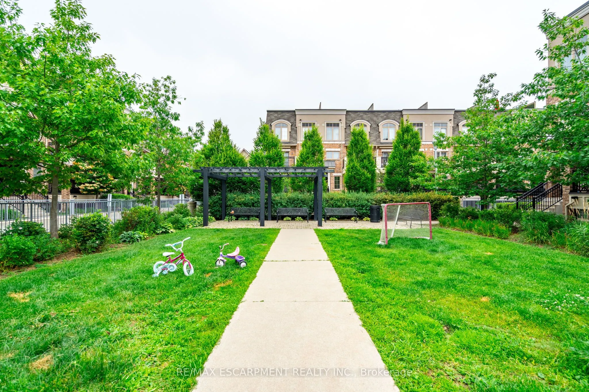 2441 Greenwich Drive, #59