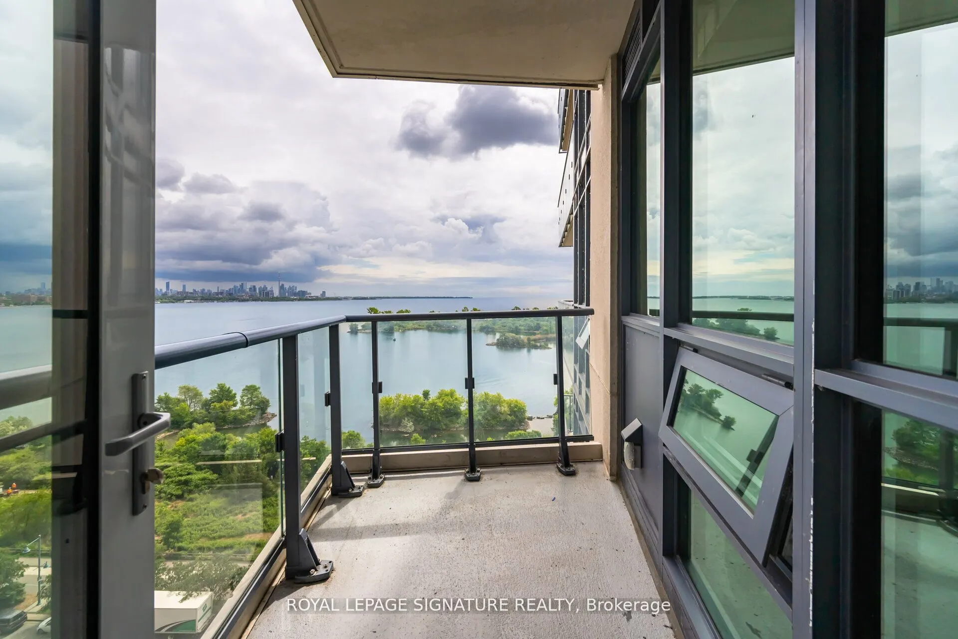 59 Annie Craig Drive #1202