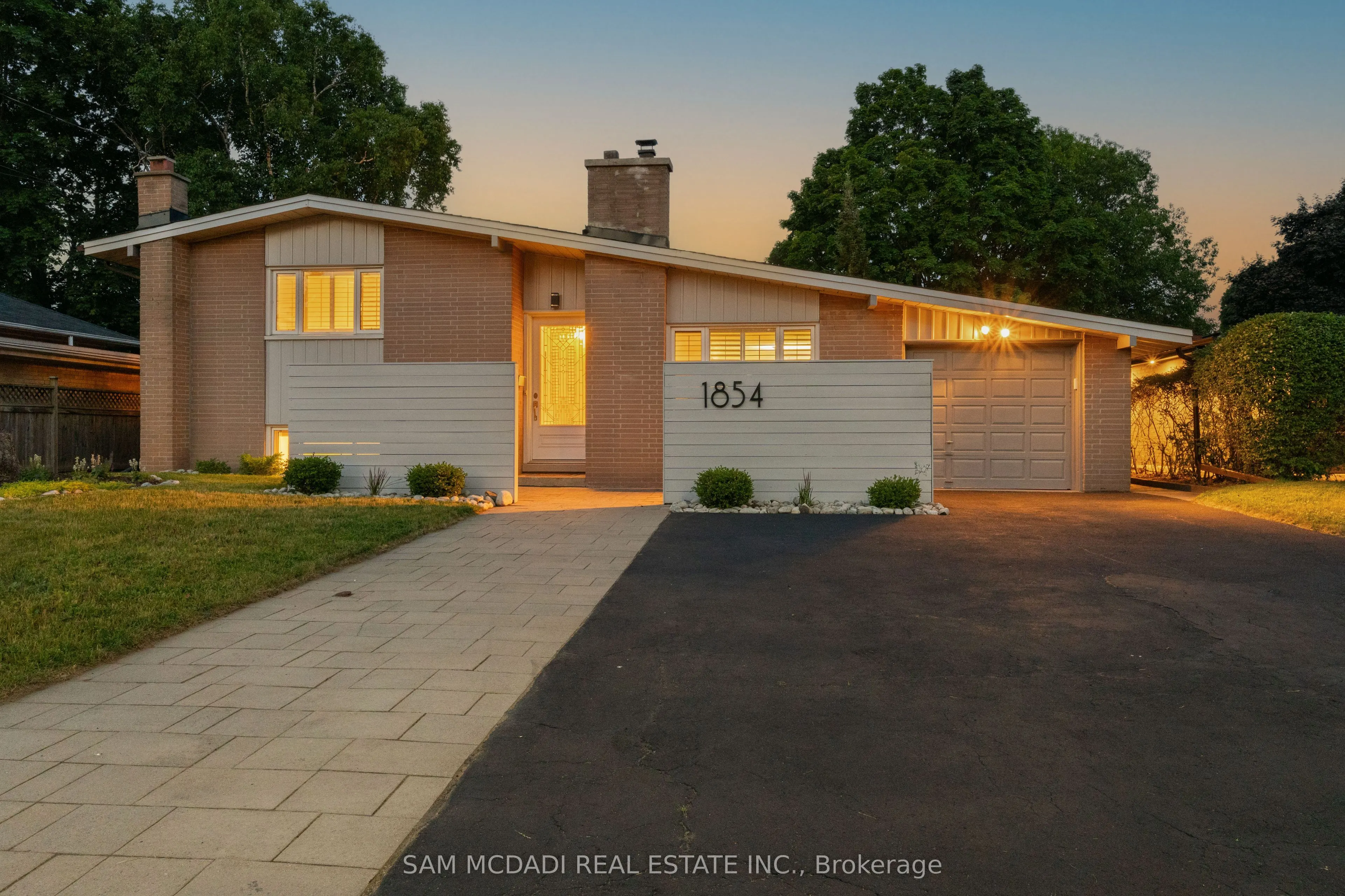 1854 Christopher Road