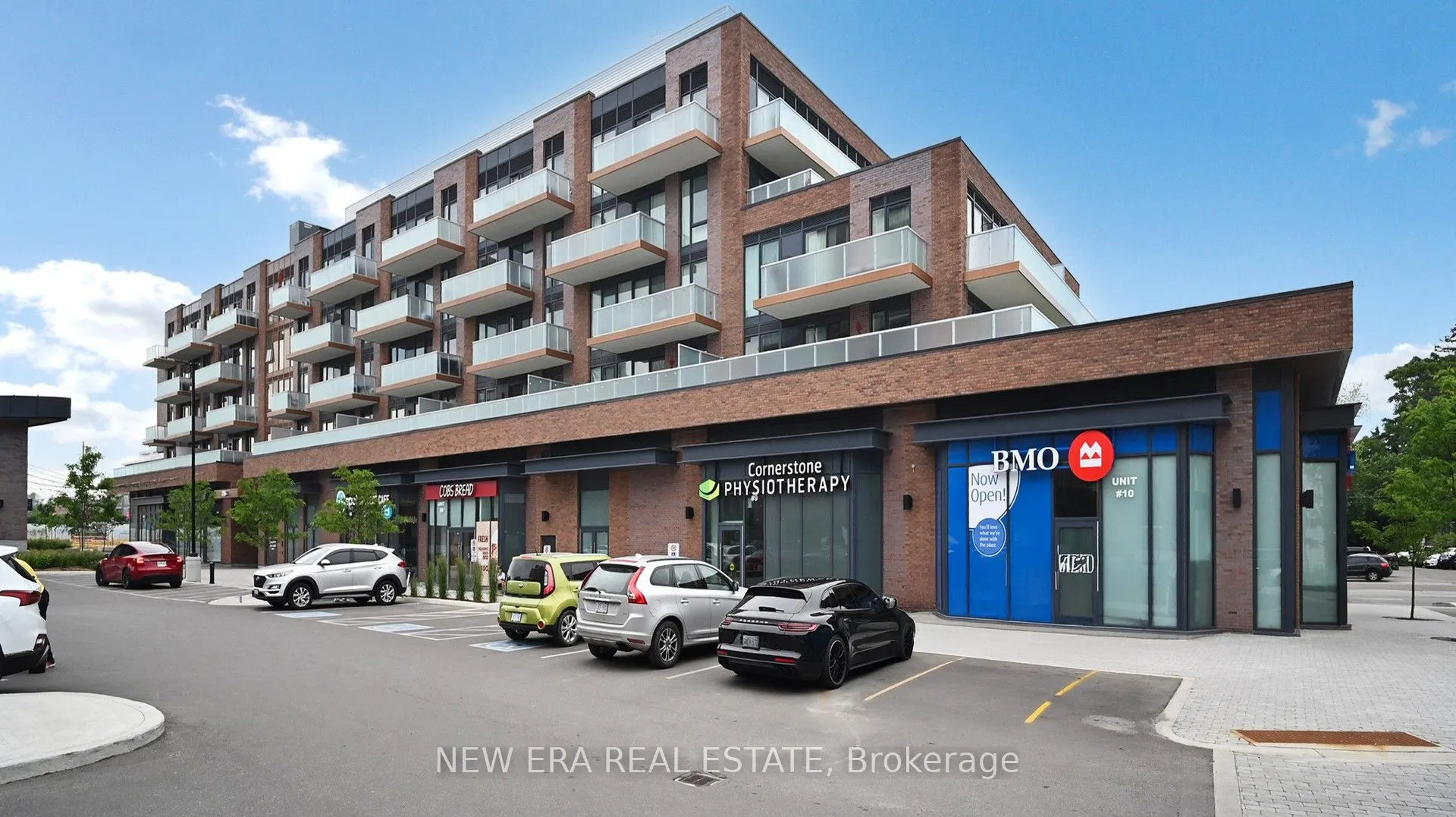 215 Lakeshore Road W, #521
