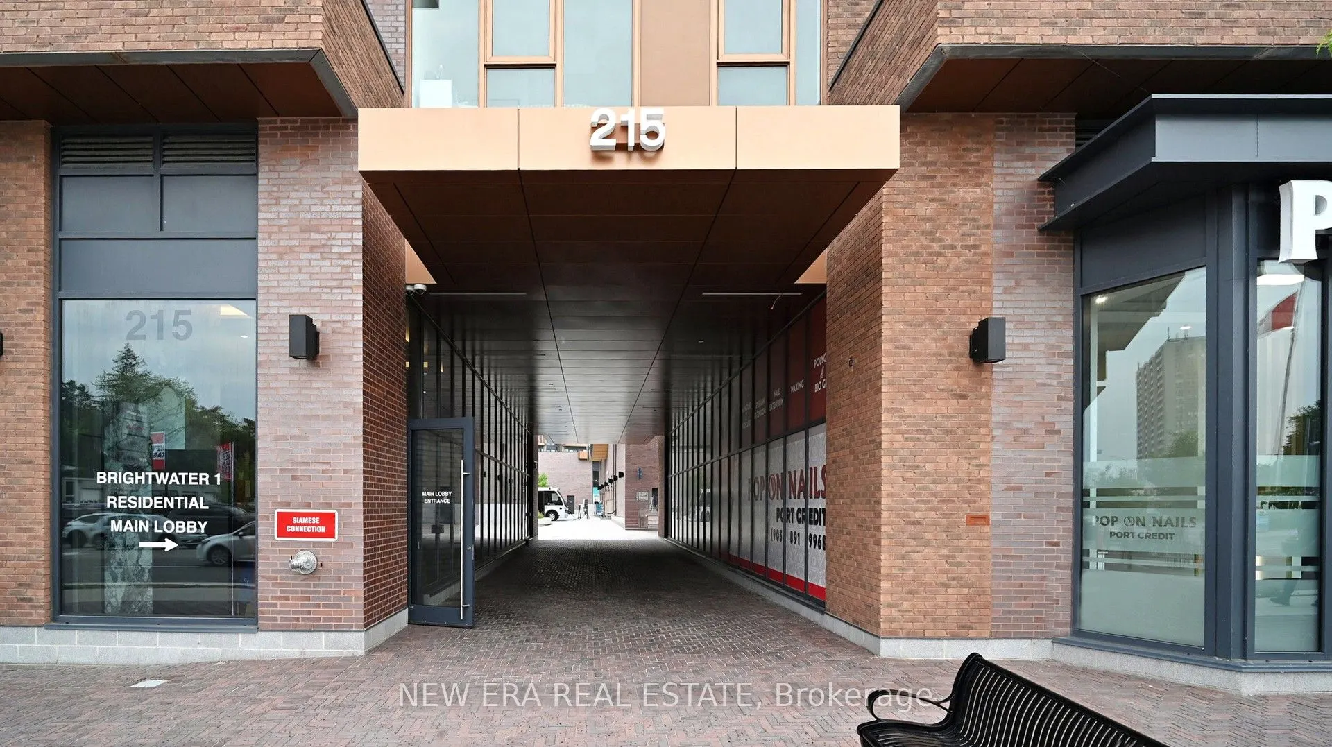 215 Lakeshore Road W, #521