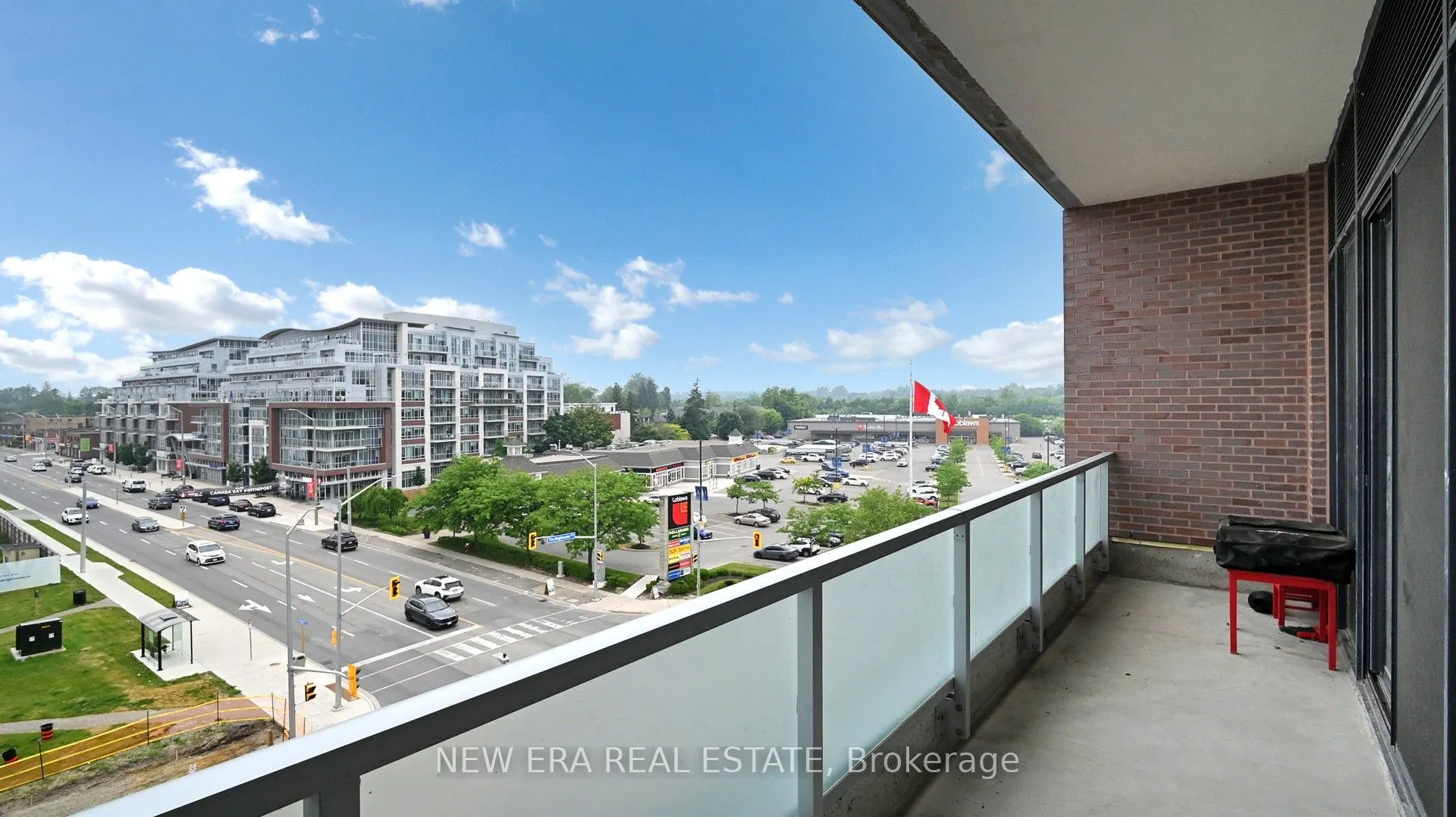 215 Lakeshore Road W, #521