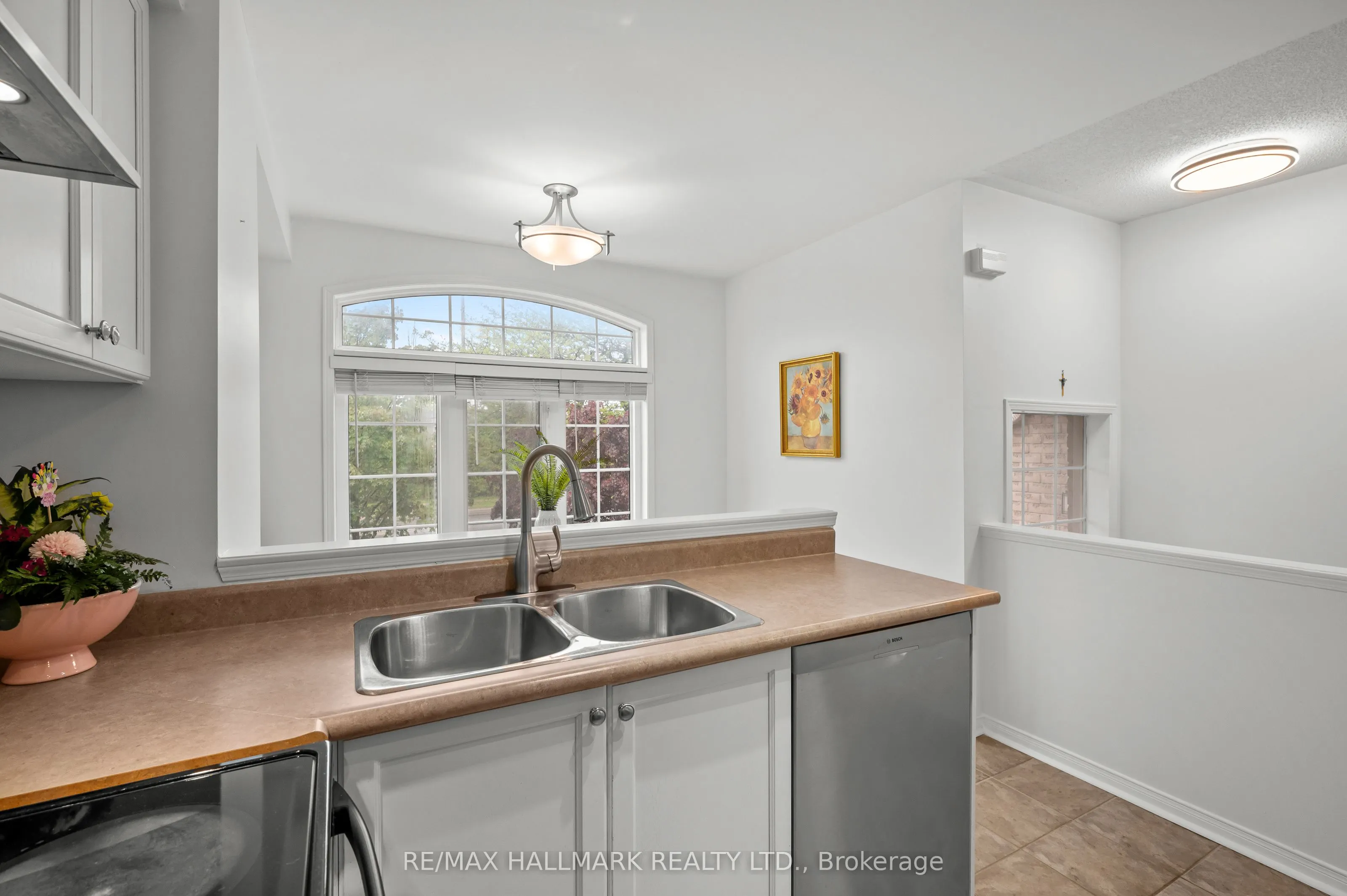 3301 Redpath Circle