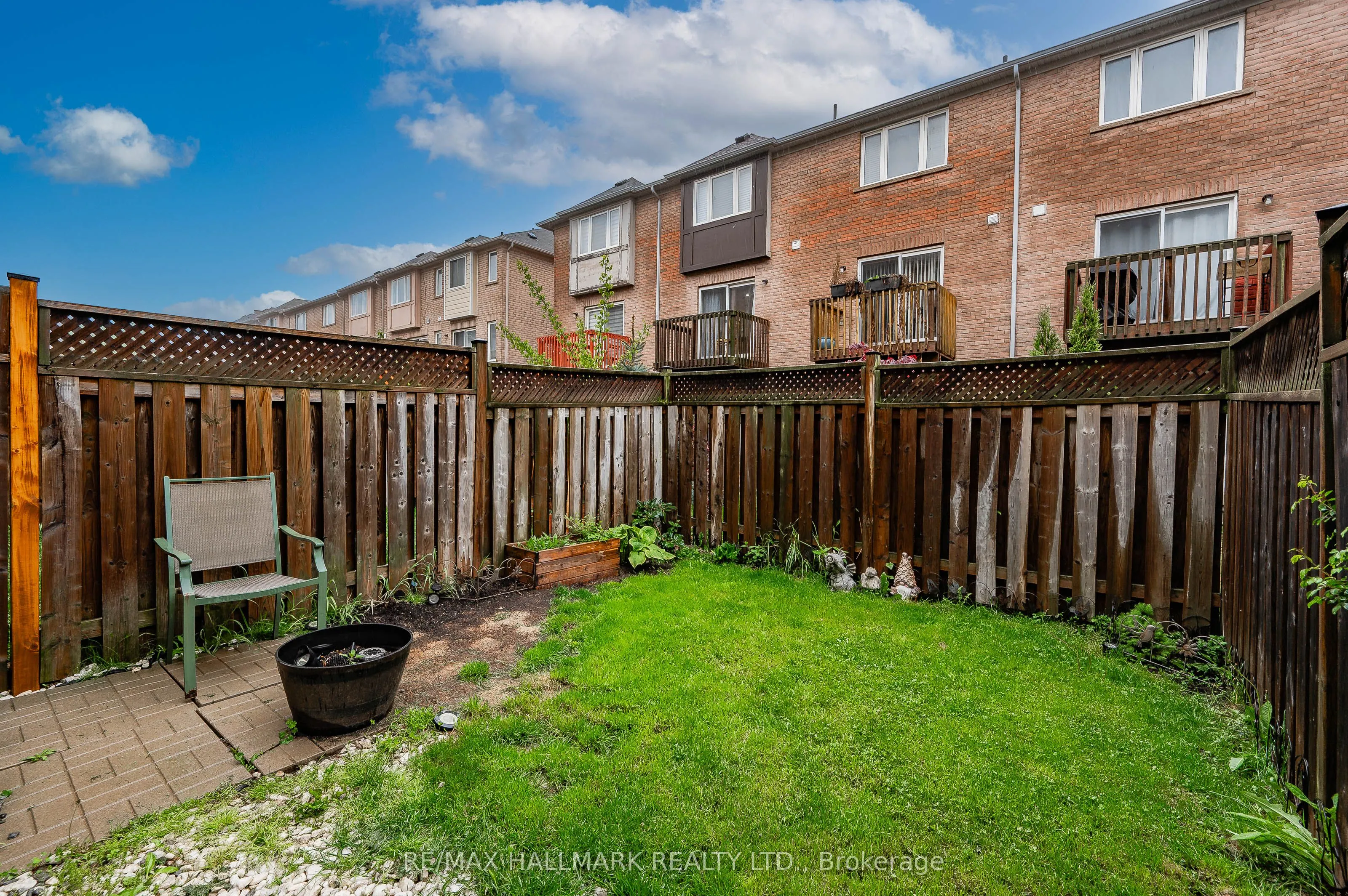 3301 Redpath Circle
